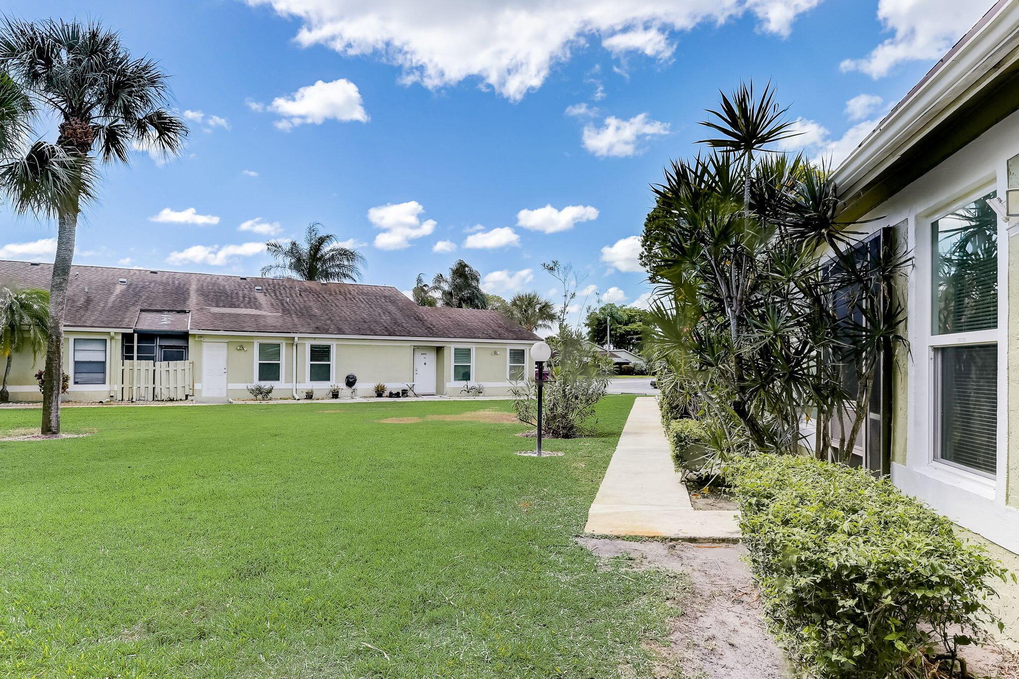 LAKESIDE GREEN 2 - Residential