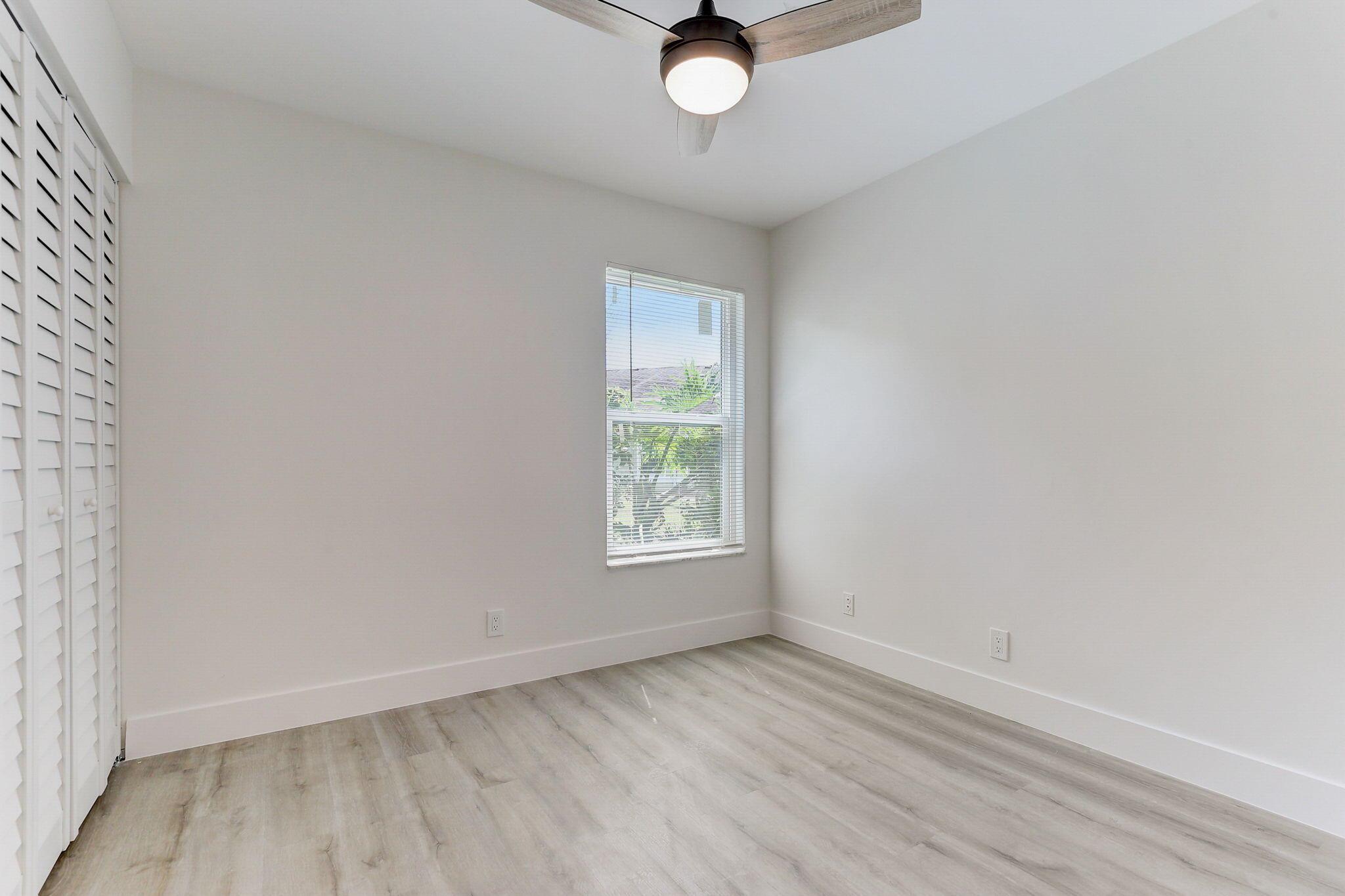 LAKESIDE GREEN 2 - Residential