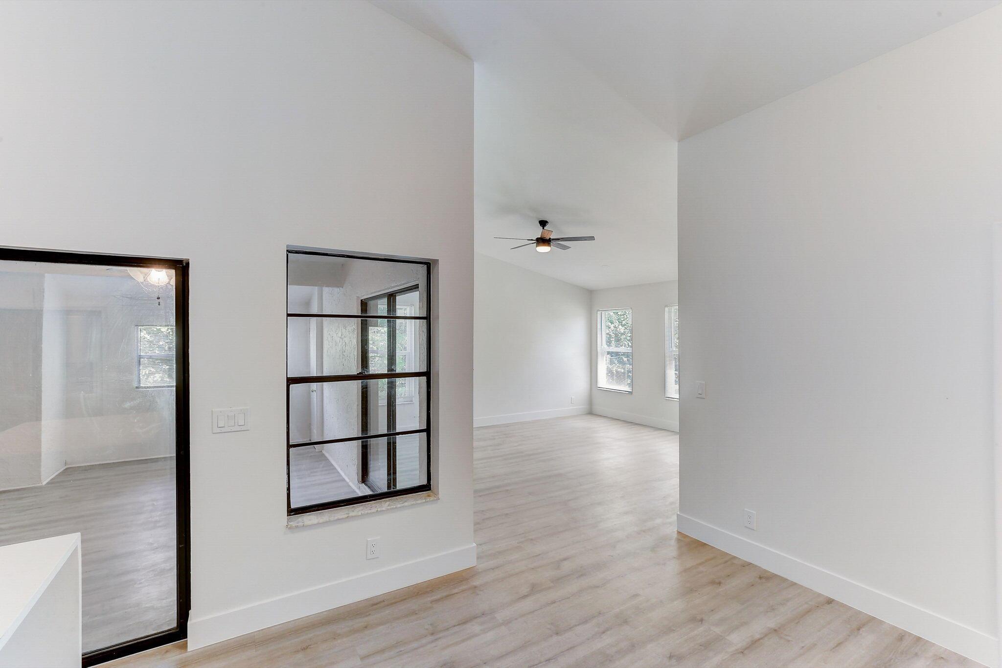 LAKESIDE GREEN 2 - Residential