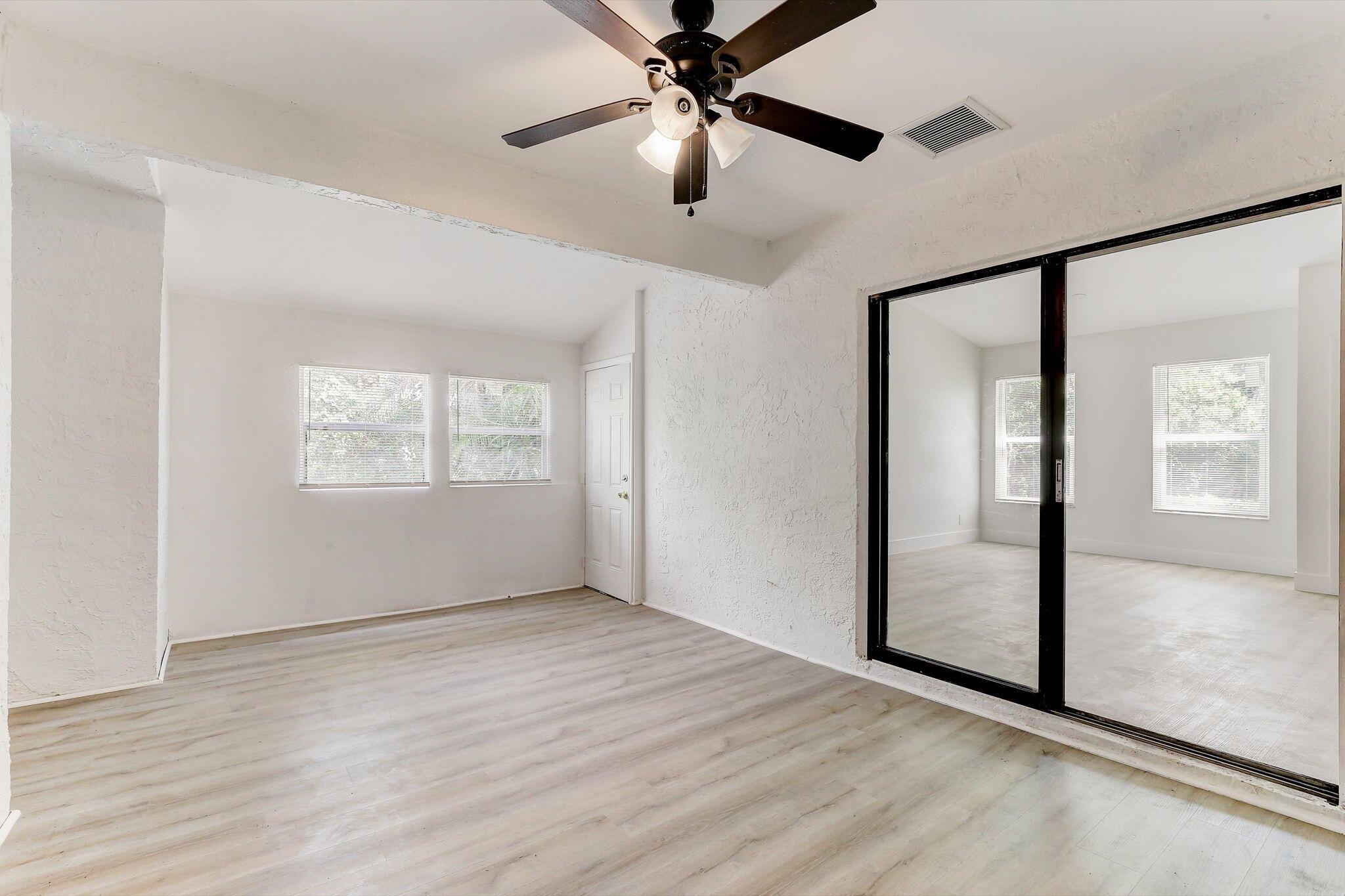 LAKESIDE GREEN 2 - Residential