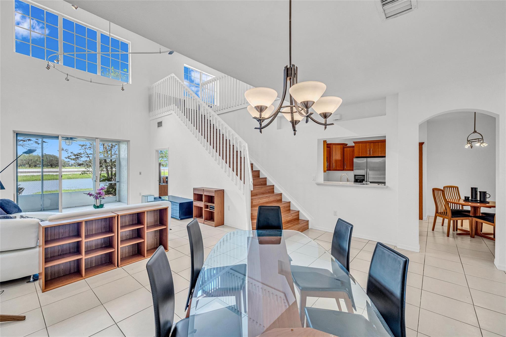 7951 S Aragon Blvd 3, Sunrise, FL, 33322/$475,000 4 7951 S Aragon Blvd 3