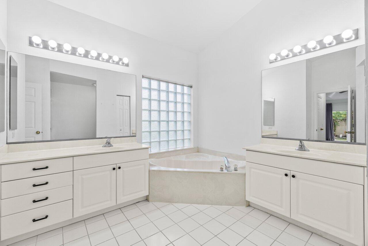 COLONY AT BOYNTON BEACH - Residential Lease