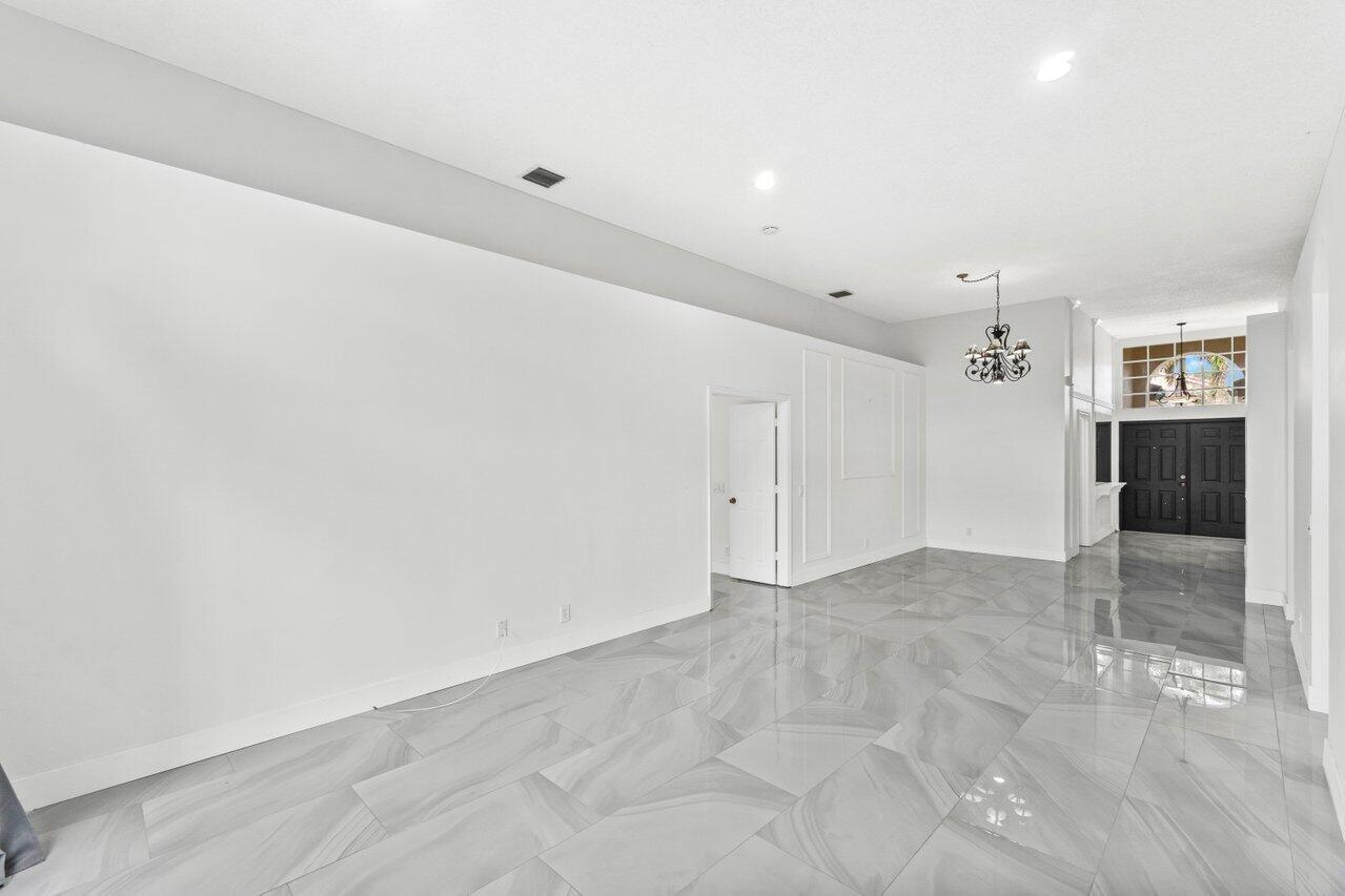 COLONY AT BOYNTON BEACH - Residential Lease