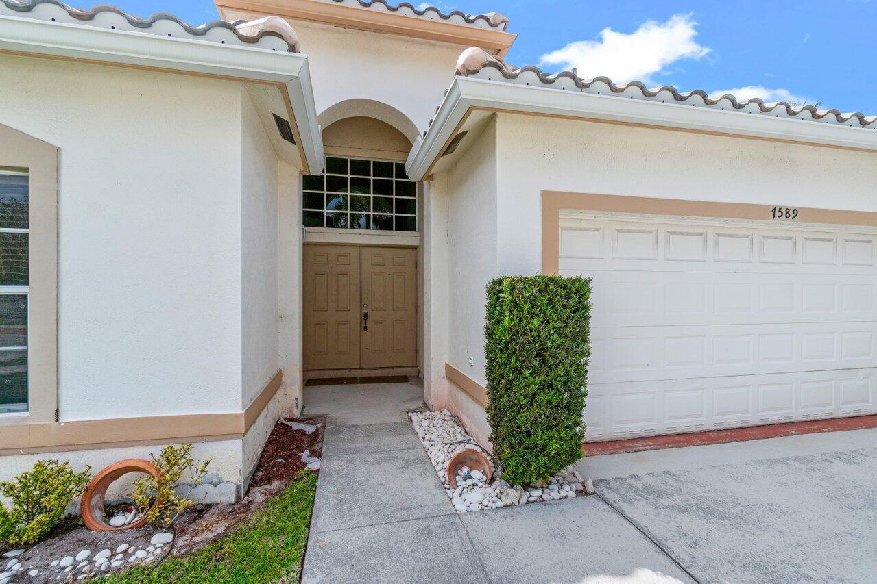 COLONY AT BOYNTON BEACH - Residential Lease
