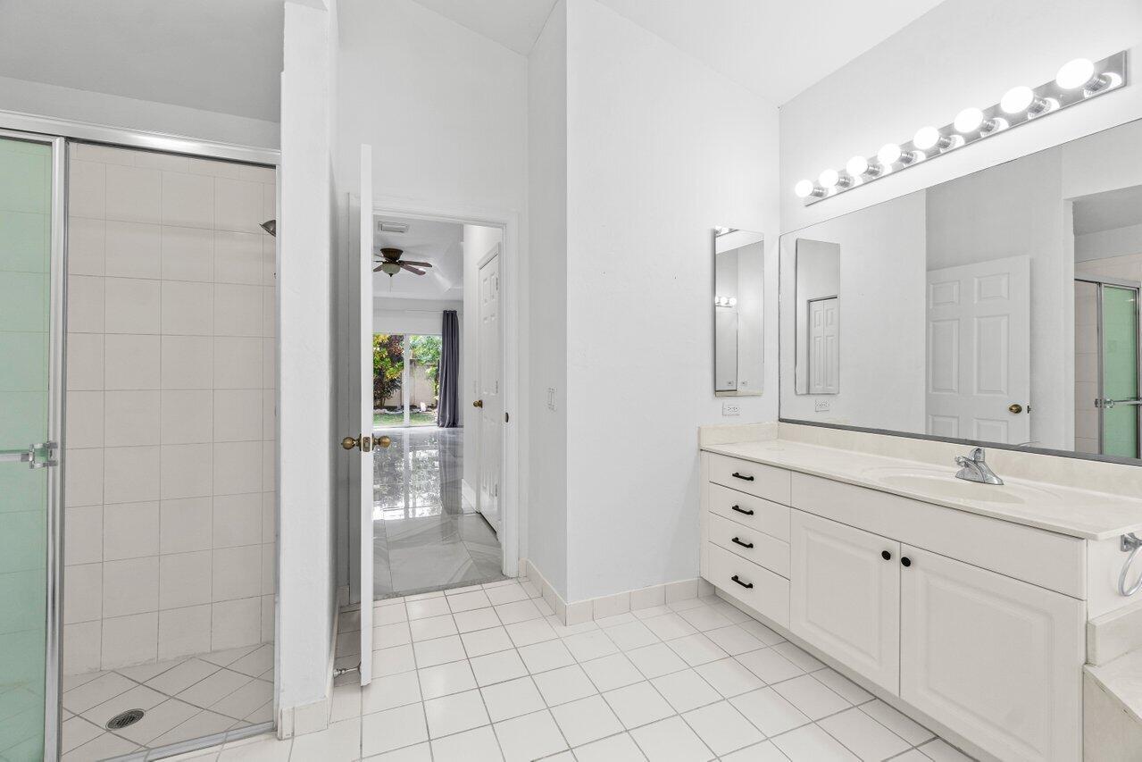 COLONY AT BOYNTON BEACH - Residential Lease