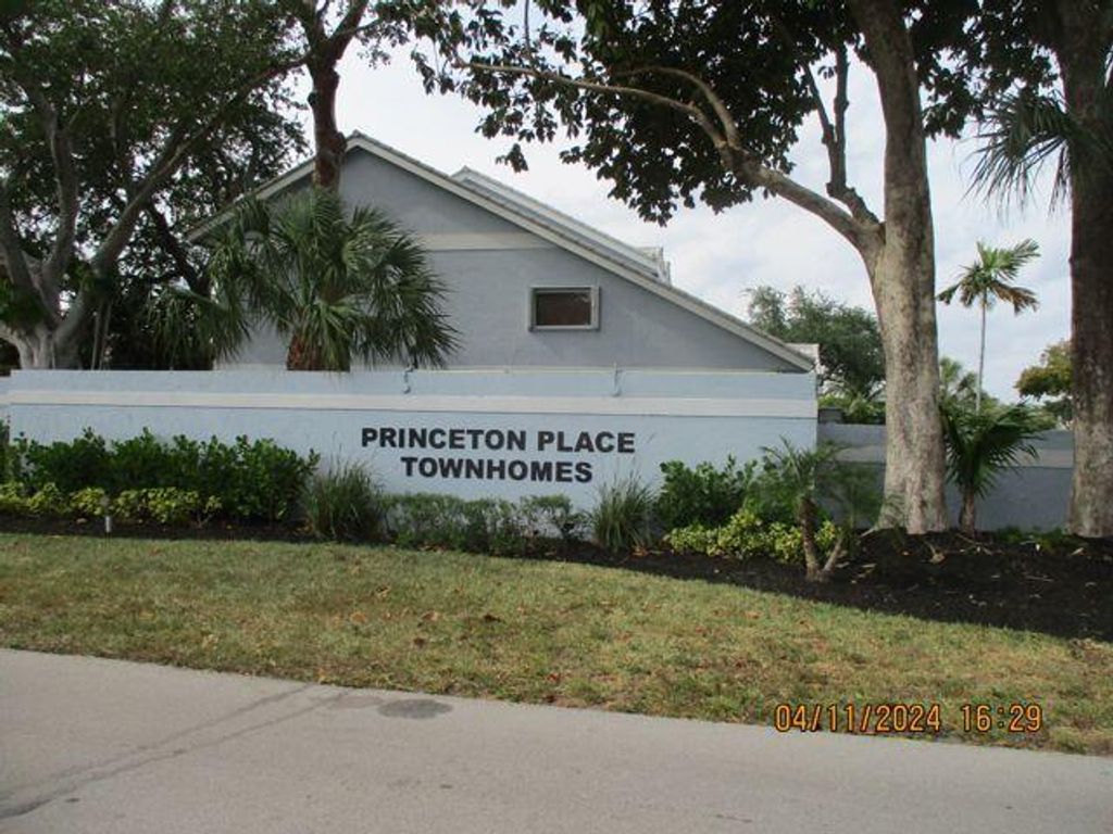 Photo of 310 SE 2nd Avenue #A3, Deerfield Beach, FL 33441 (MLS # R11091492)