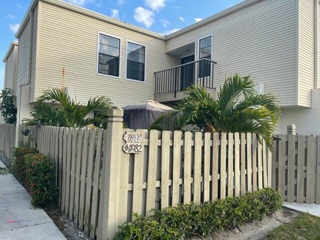 Photo of 11988 Shakerwood Lane Ln, Wellington, FL 33414 (MLS # R10709641)