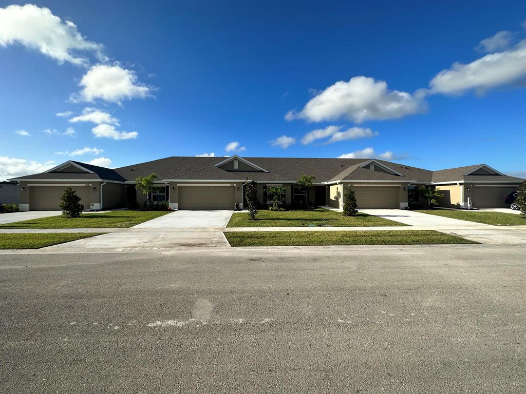 Photo of 8614 Modeno Street, Fort Pierce, FL 34951 (MLS # R10937638)
