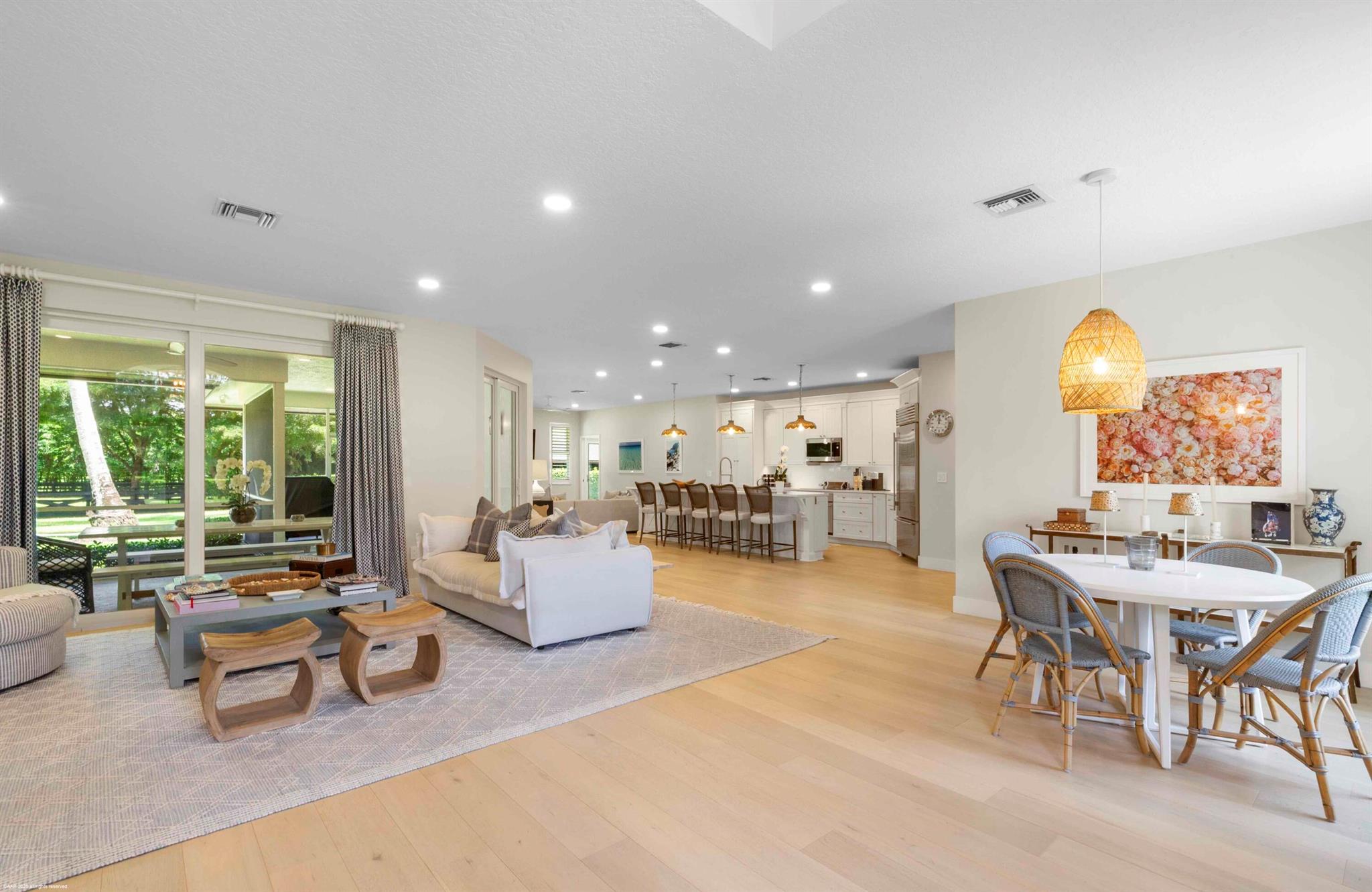 PALM BEACH POINT - Residential