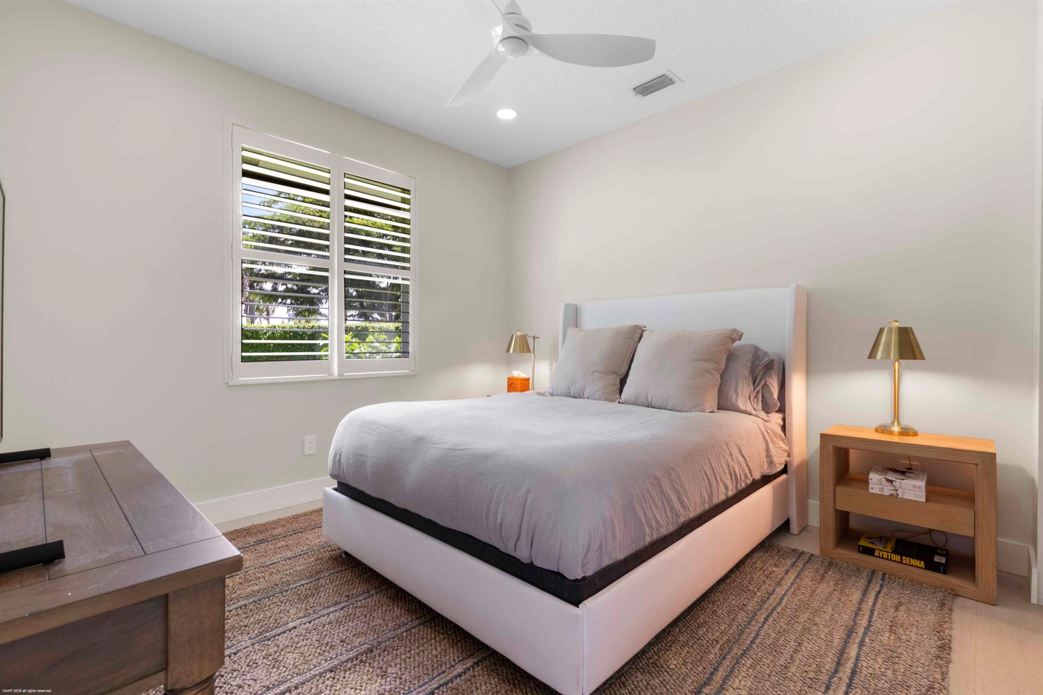 PALM BEACH POINT - Residential