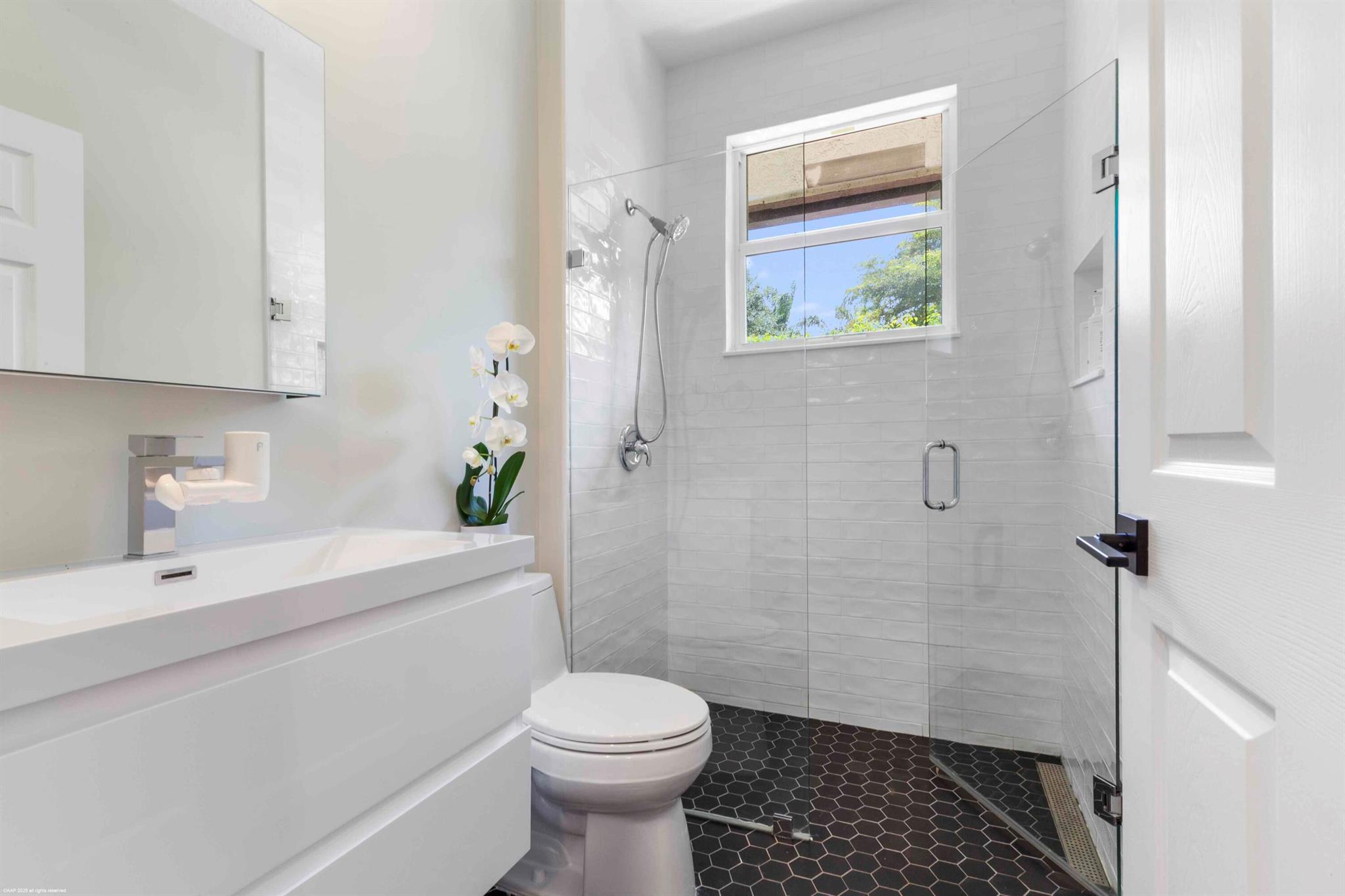 PALM BEACH POINT - Residential