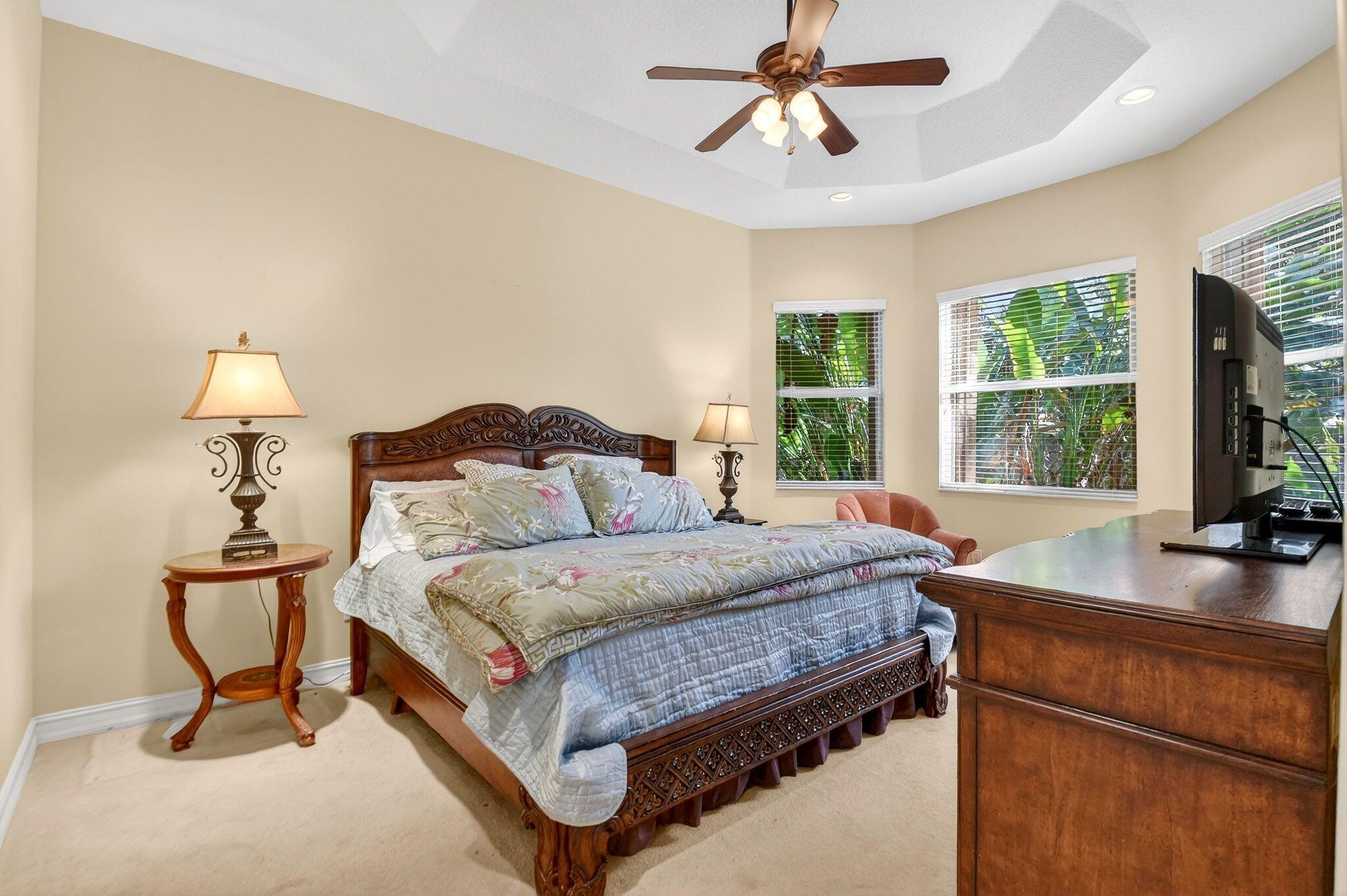 Valencia Pointe - Residential