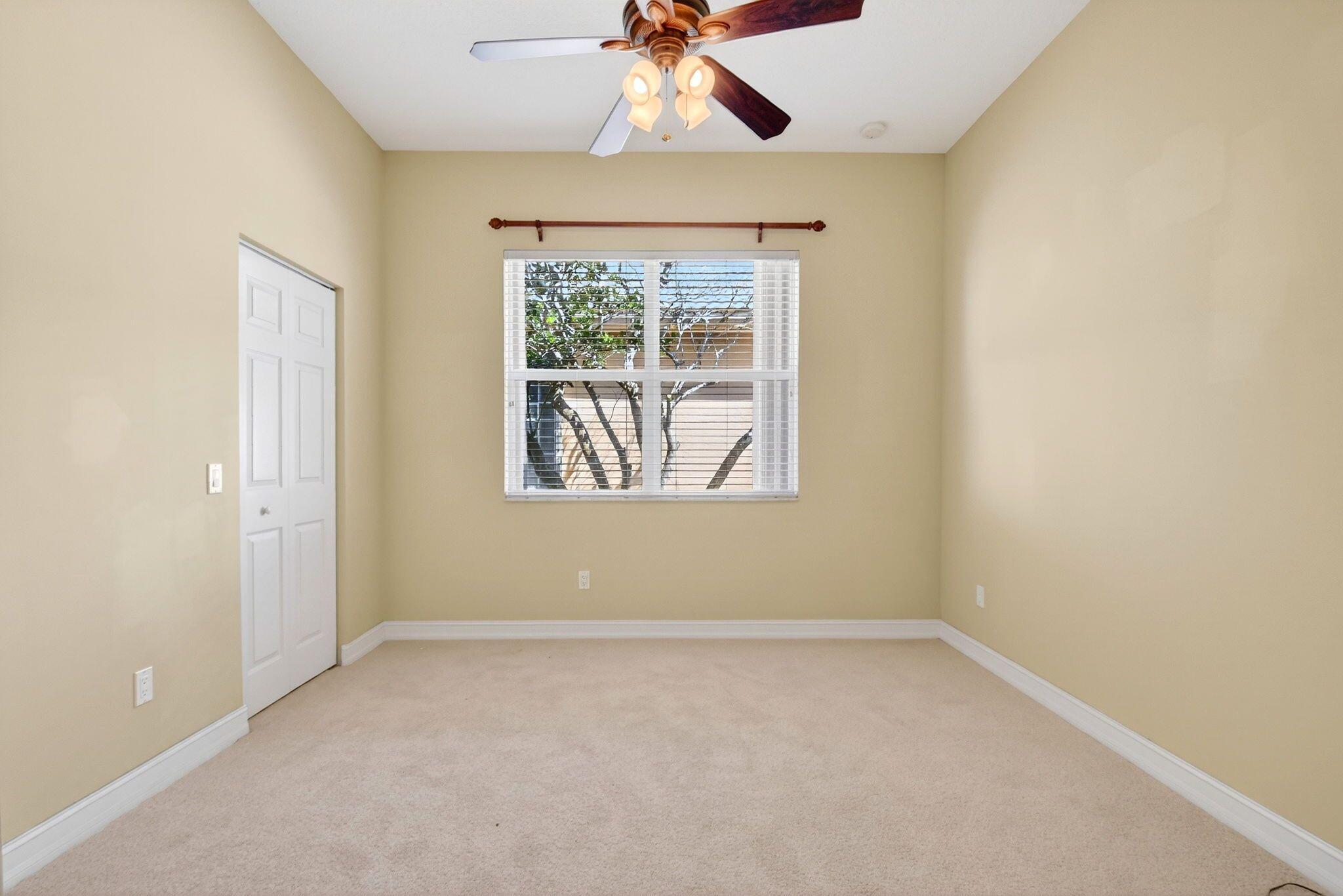 Valencia Pointe - Residential