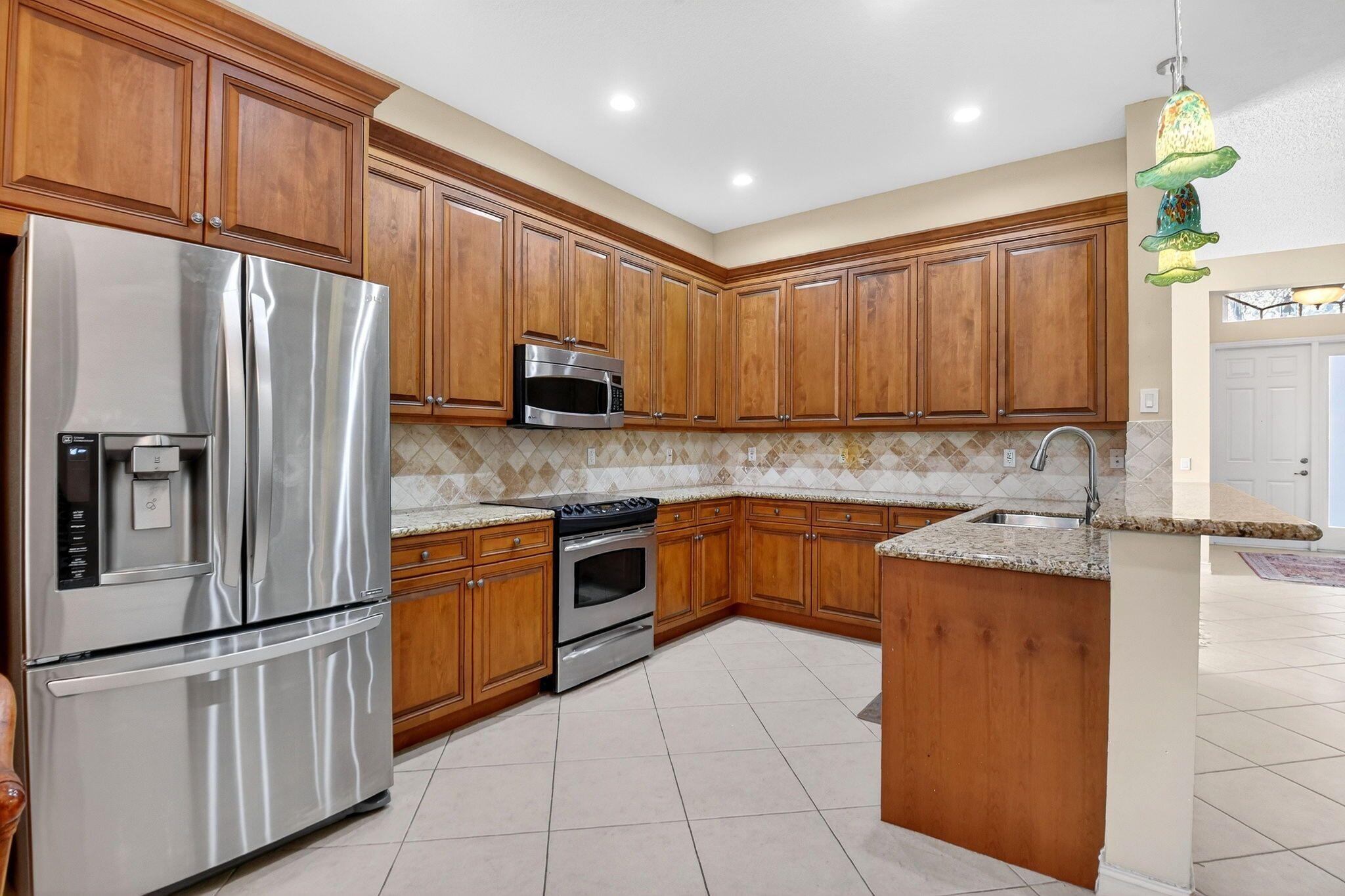 Valencia Pointe - Residential