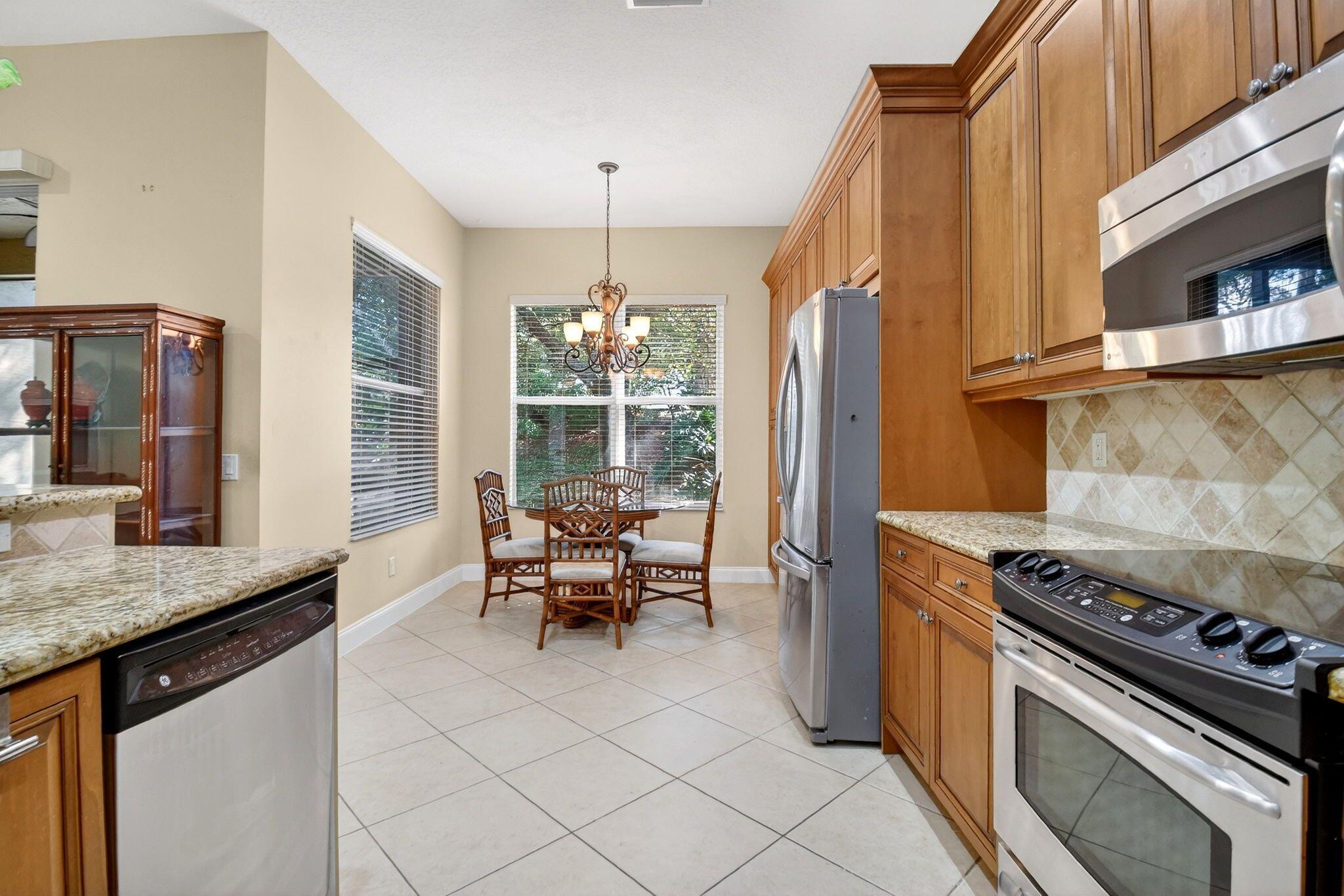 Valencia Pointe - Residential