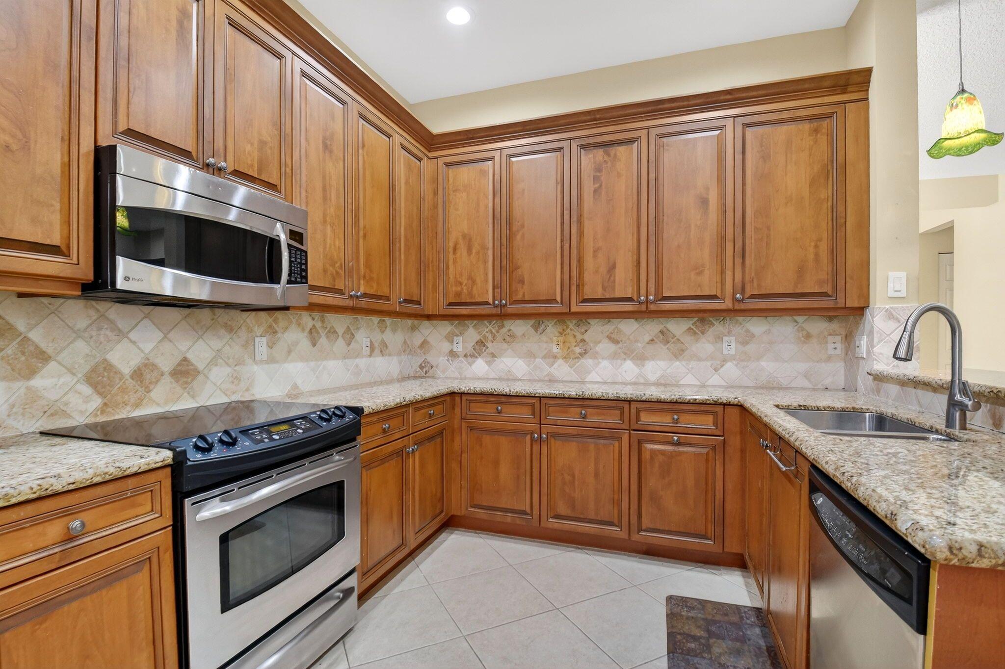 Valencia Pointe - Residential