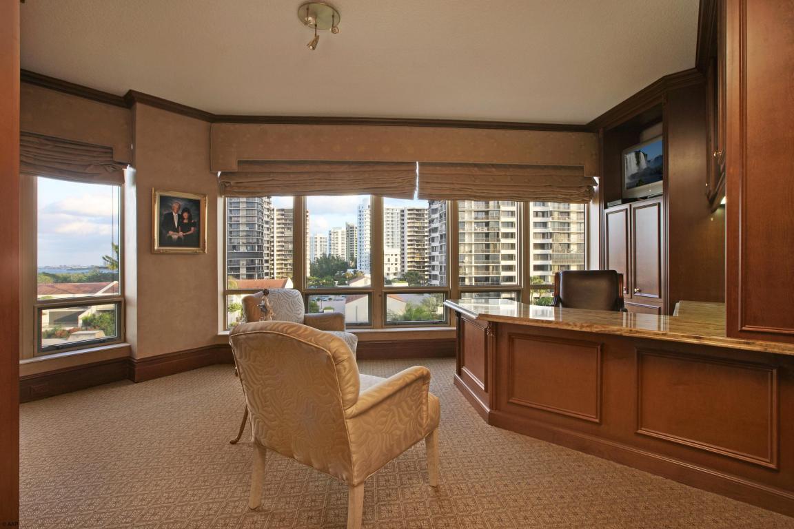 OASIS SINGER ISLAND CONDO - Residential