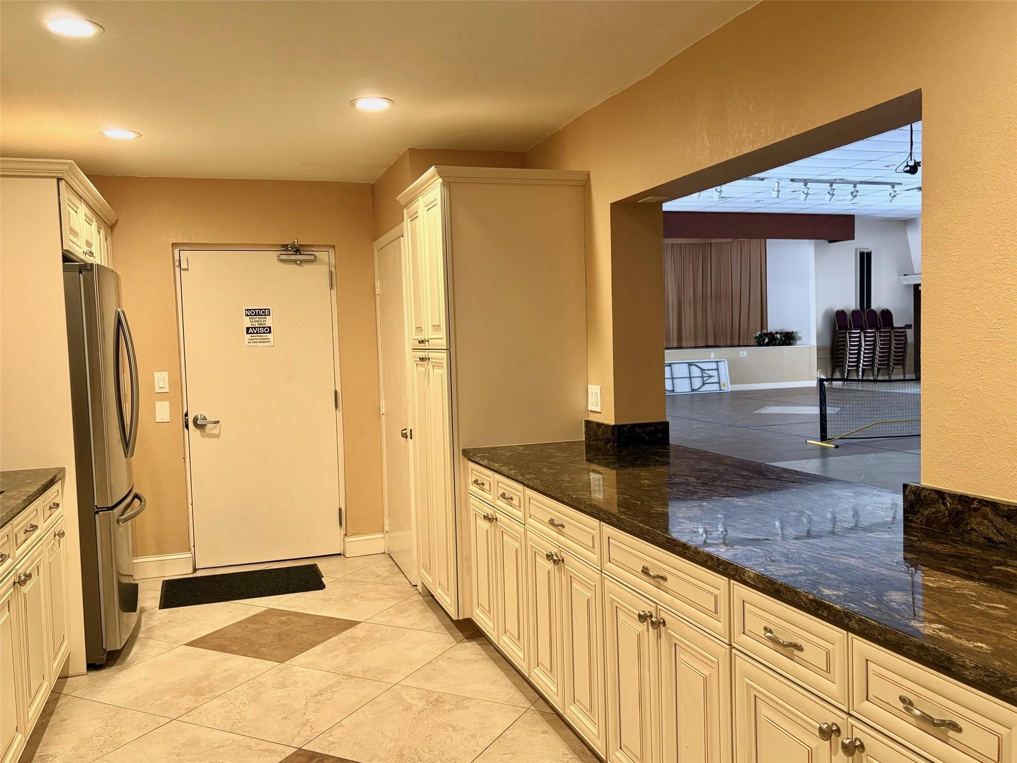Oriole Golf & Tennis Club TWO - Residential Lease