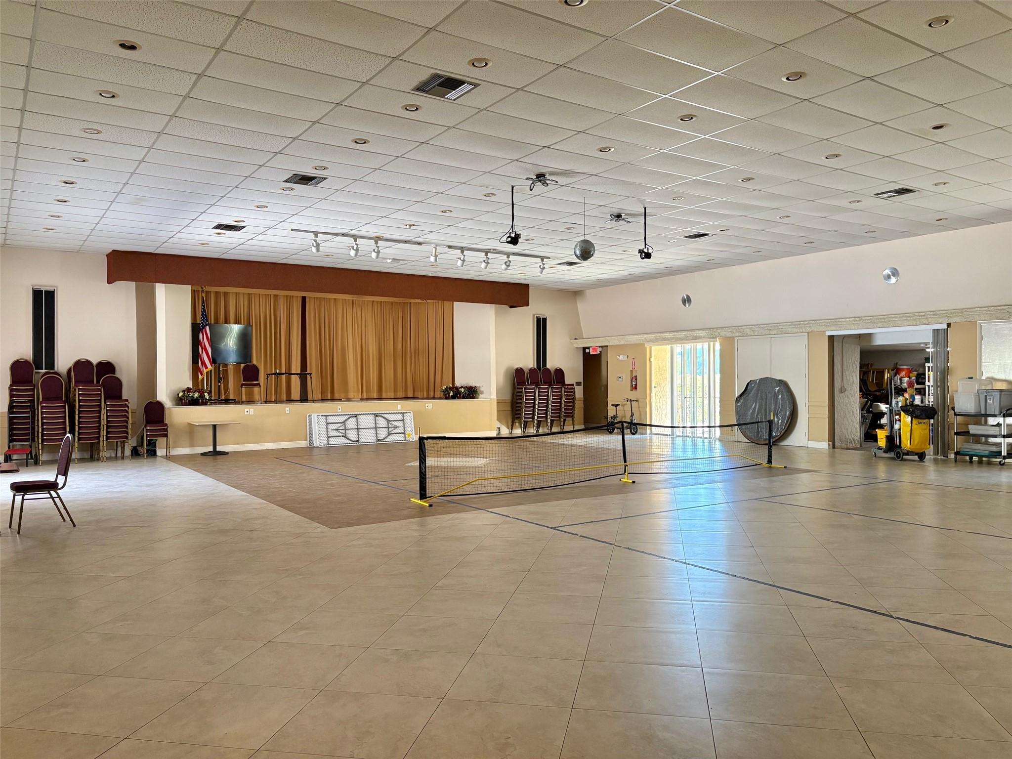 Oriole Golf & Tennis Club TWO - Residential Lease