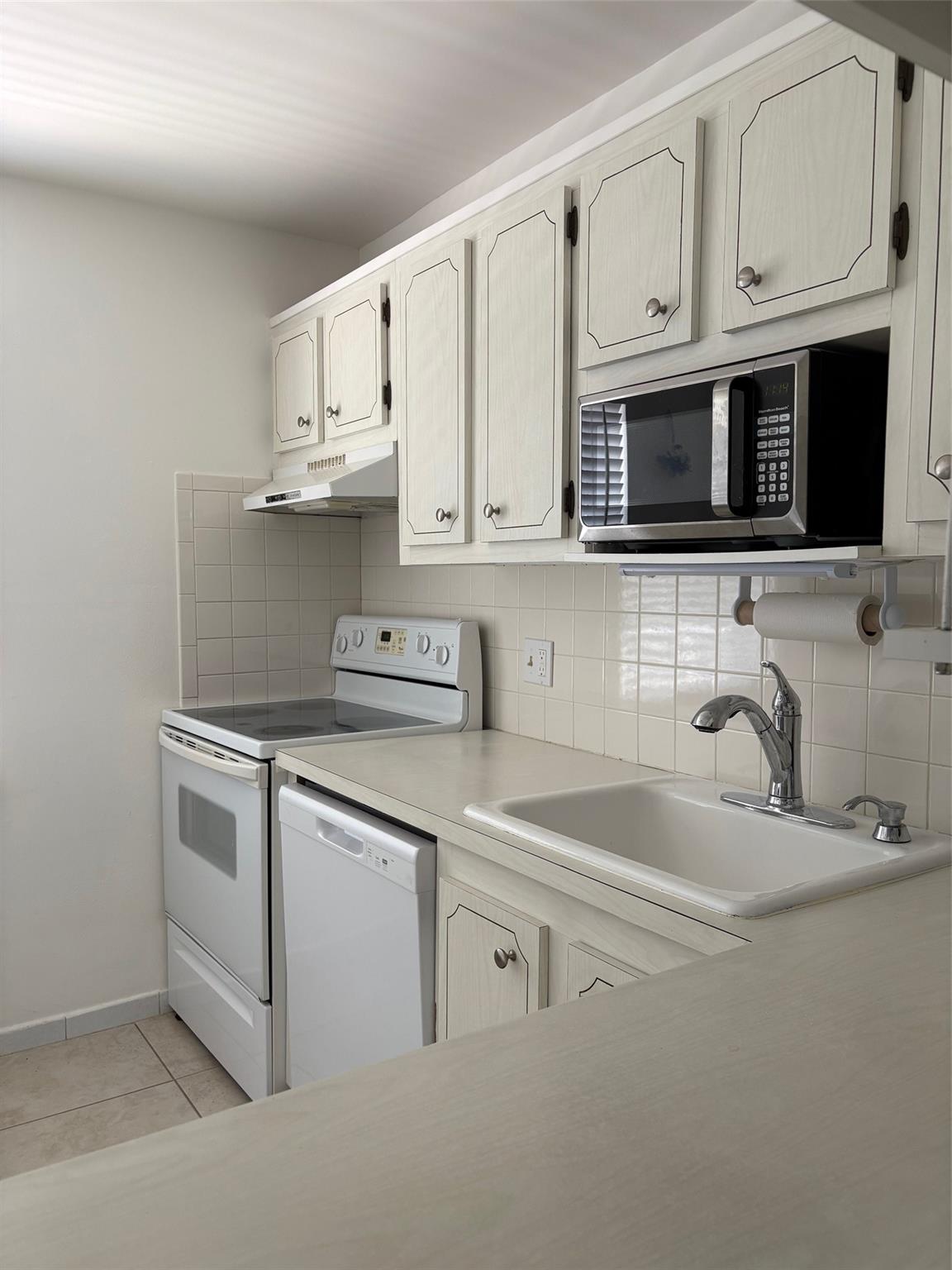Oriole Golf & Tennis Club TWO - Residential Lease