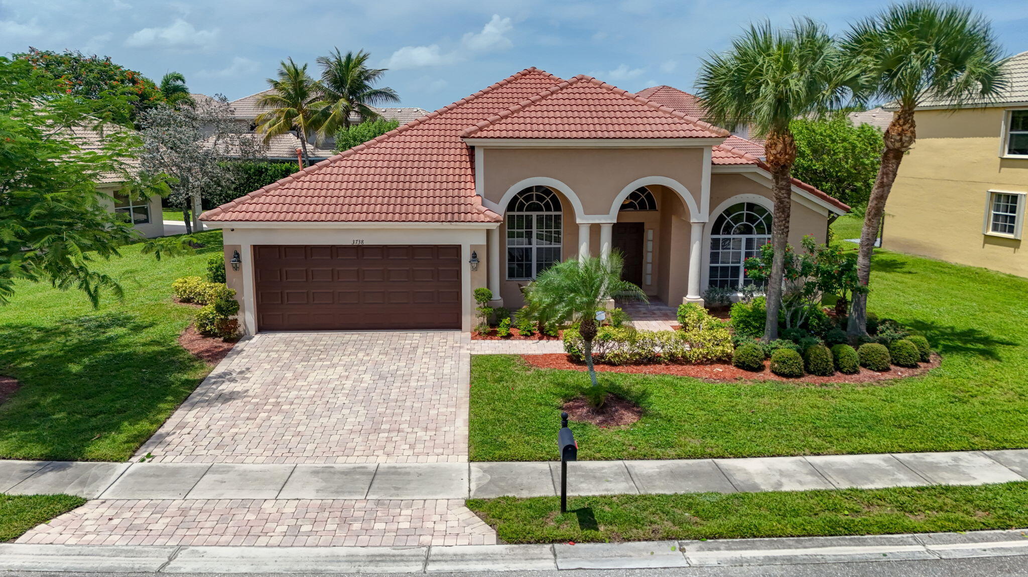 3738 Victoria Road