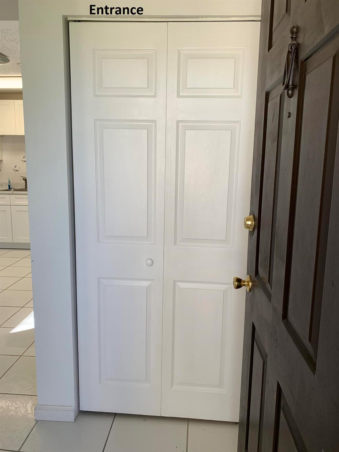 LAKESIDE GREEN - Residential Lease