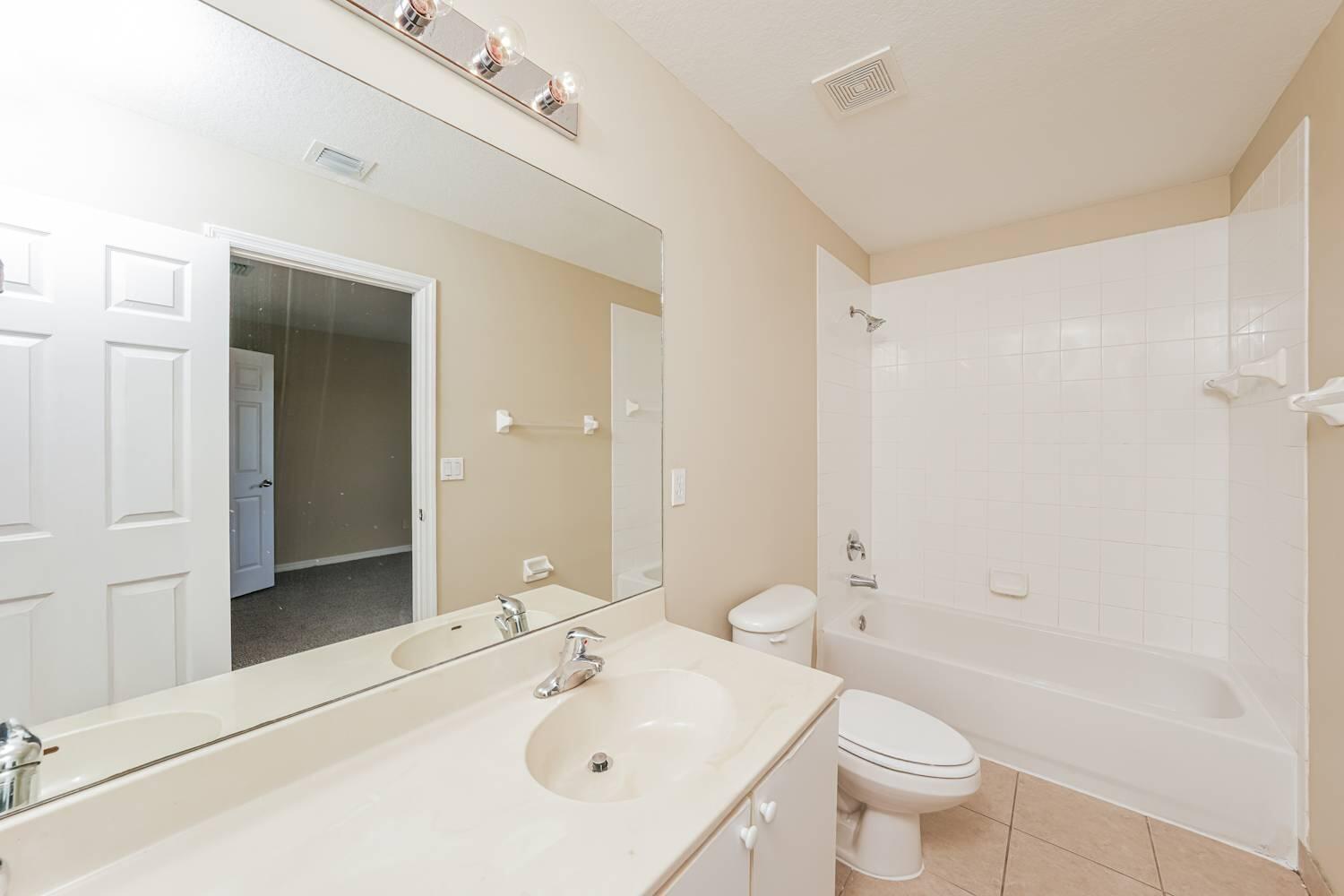 SIERRA PALMS - Residential Lease