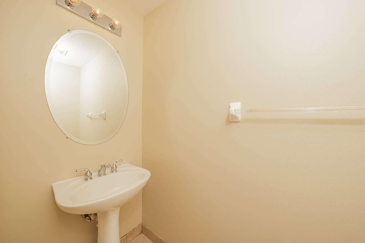 SIERRA PALMS - Residential Lease