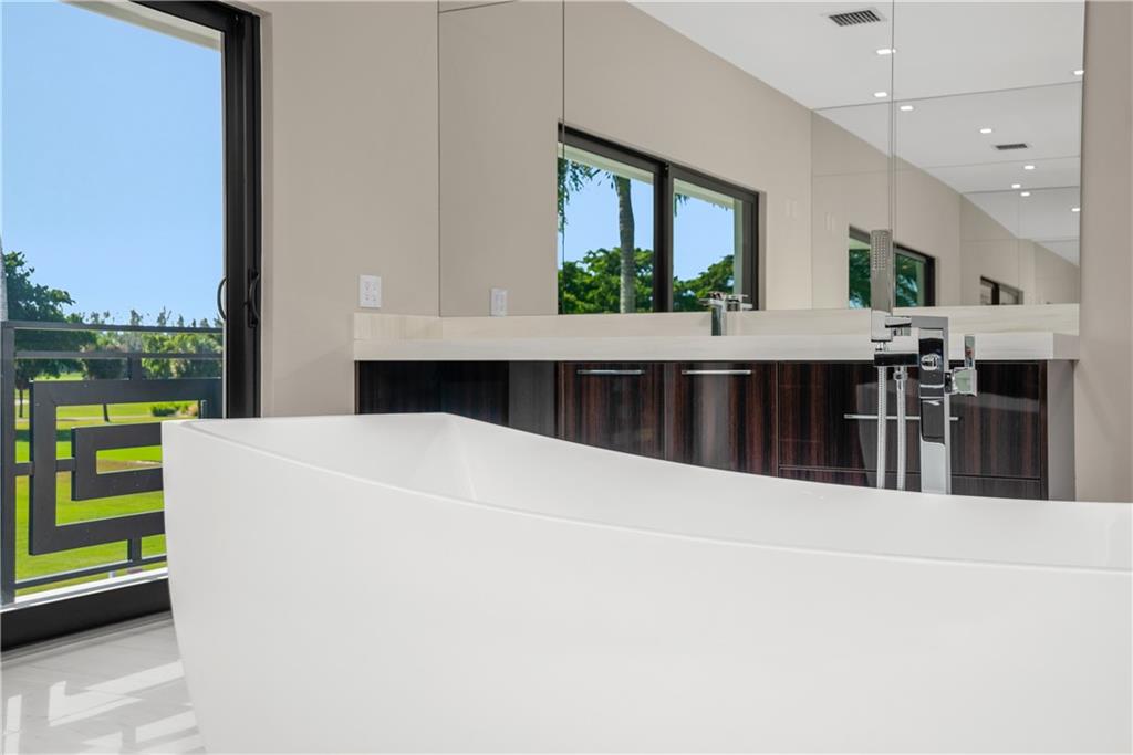 Coral Ridge Country Club - Residential