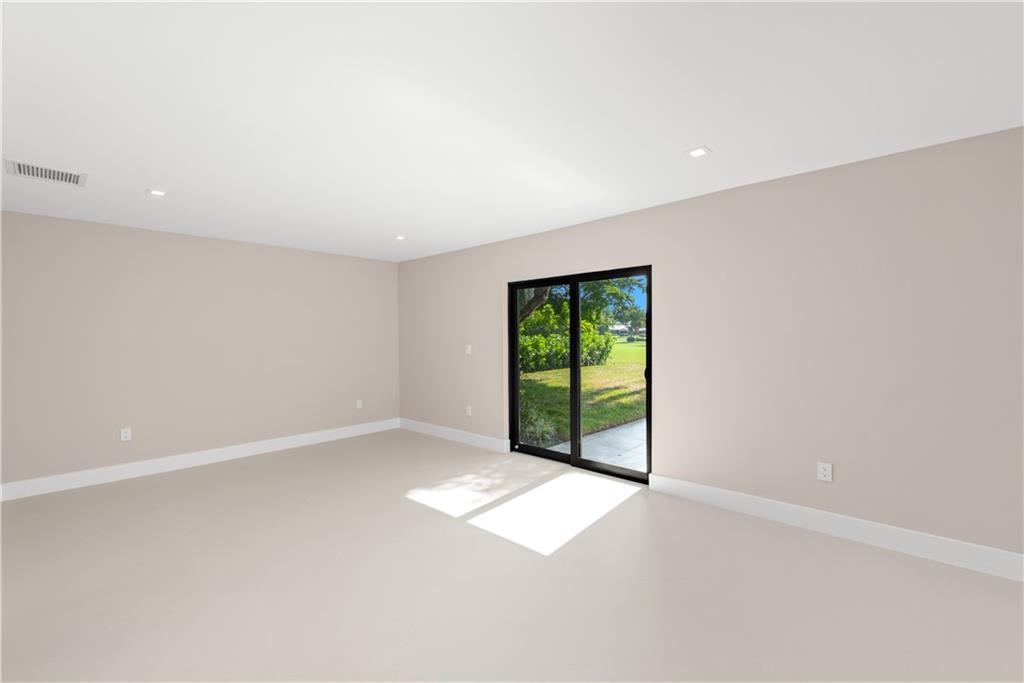 Coral Ridge Country Club - Residential