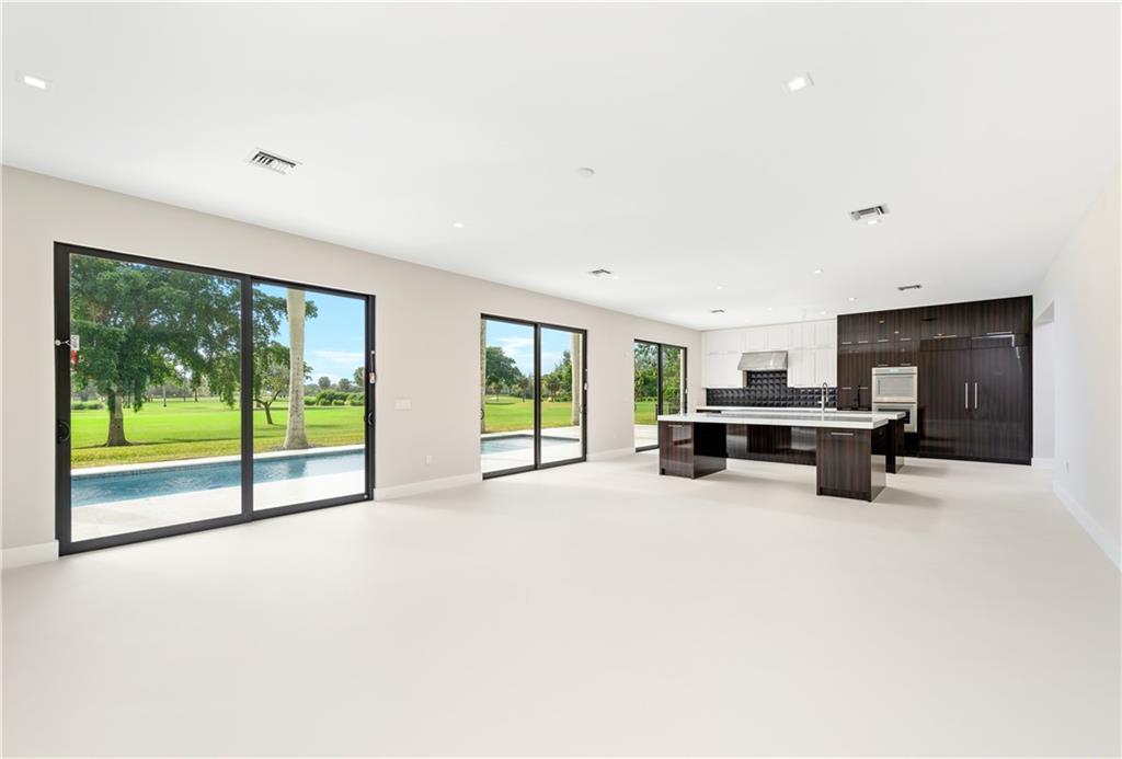 Coral Ridge Country Club - Residential