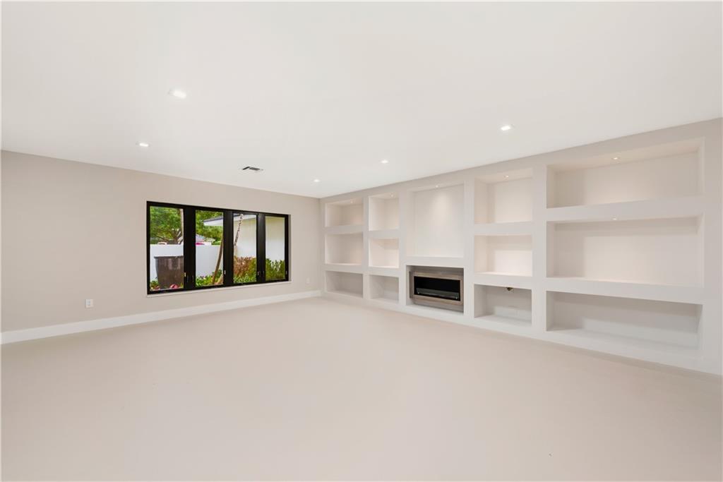 Coral Ridge Country Club - Residential