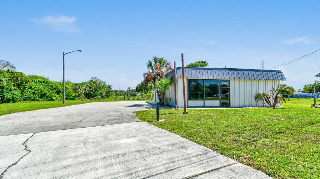 Photo of 3801 OKEECHOBEE Road, Fort Pierce, FL 34947 (MLS # B26053975)
