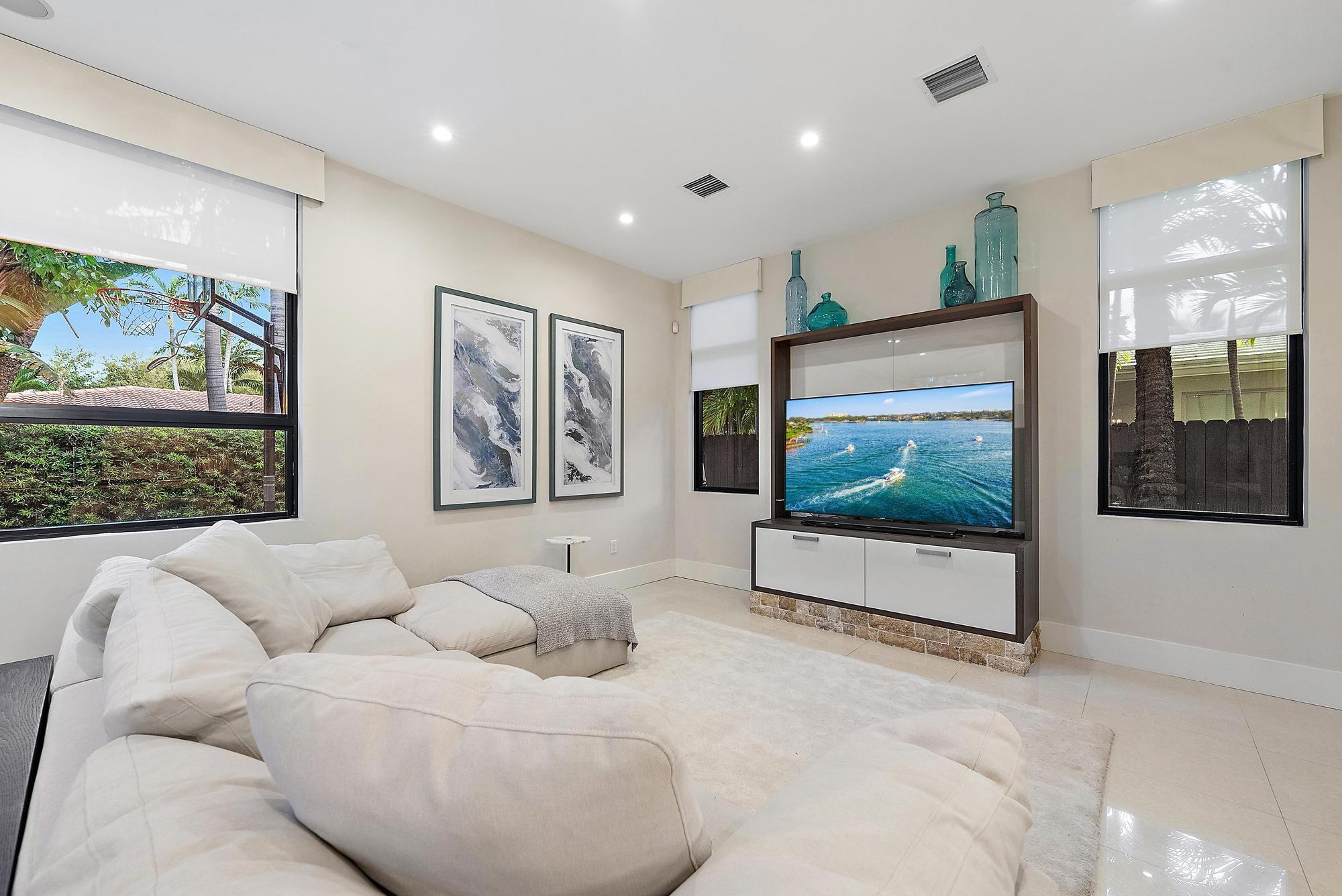 CORAL RIDGE NORTH - Residential