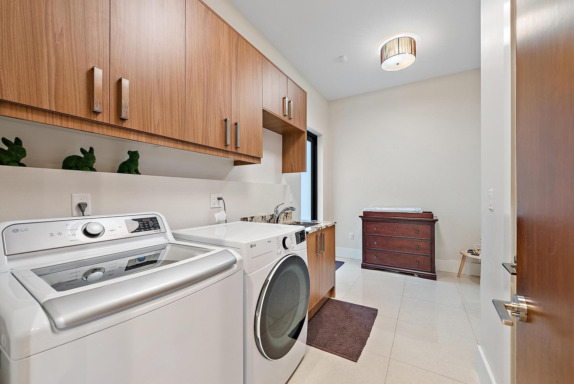 CORAL RIDGE NORTH - Residential