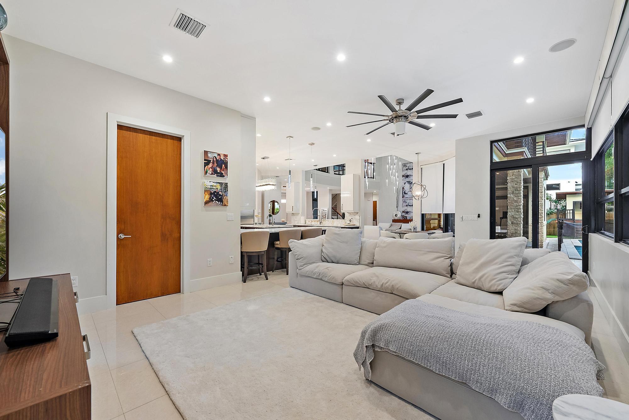 CORAL RIDGE NORTH - Residential