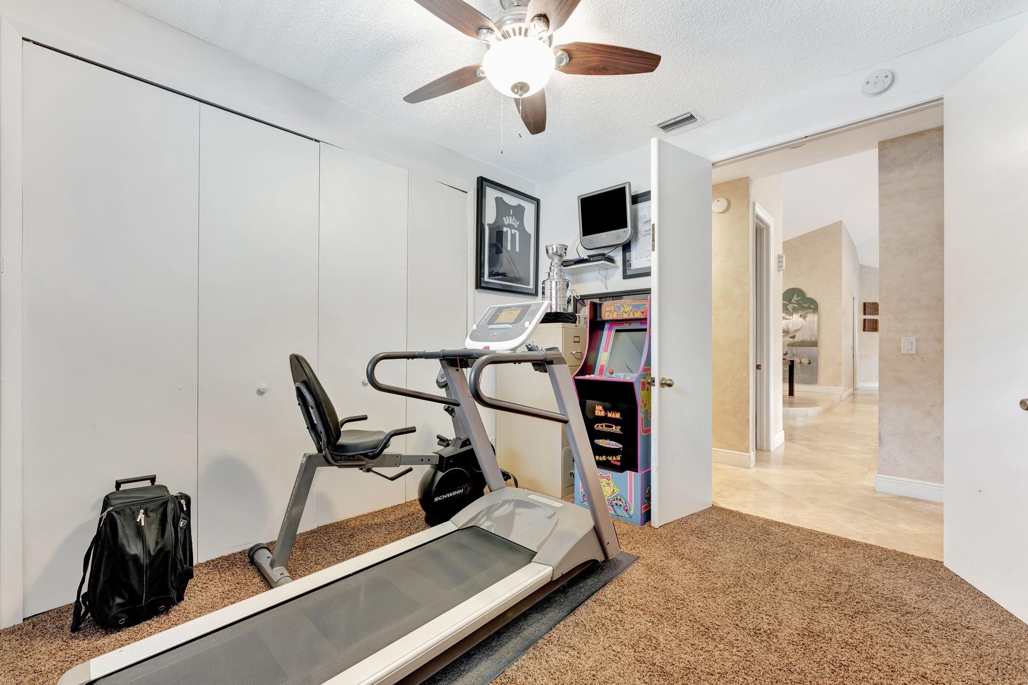 Eagle Point 127-12 B - Residential