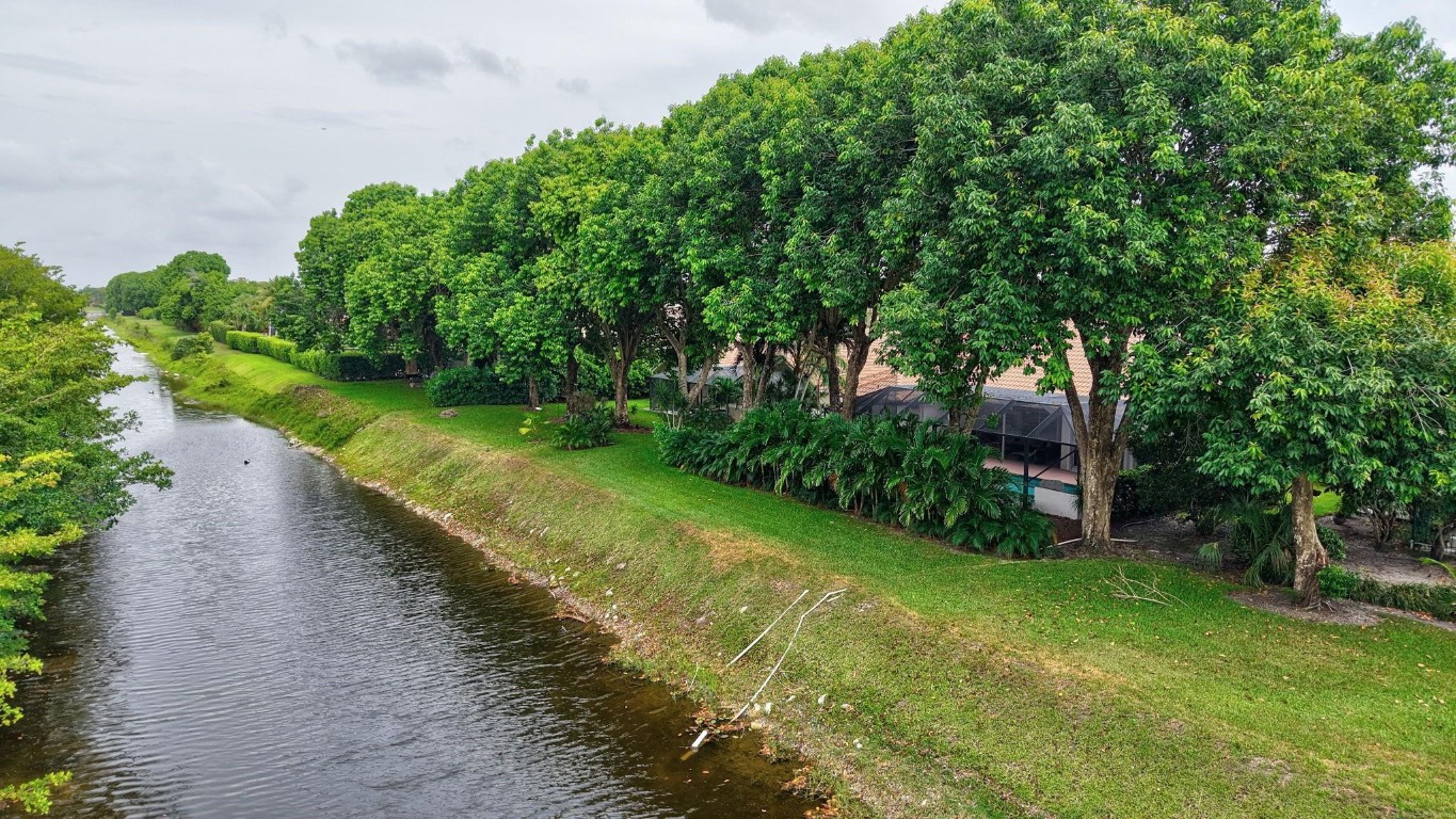 Eagle Point 127-12 B - Residential