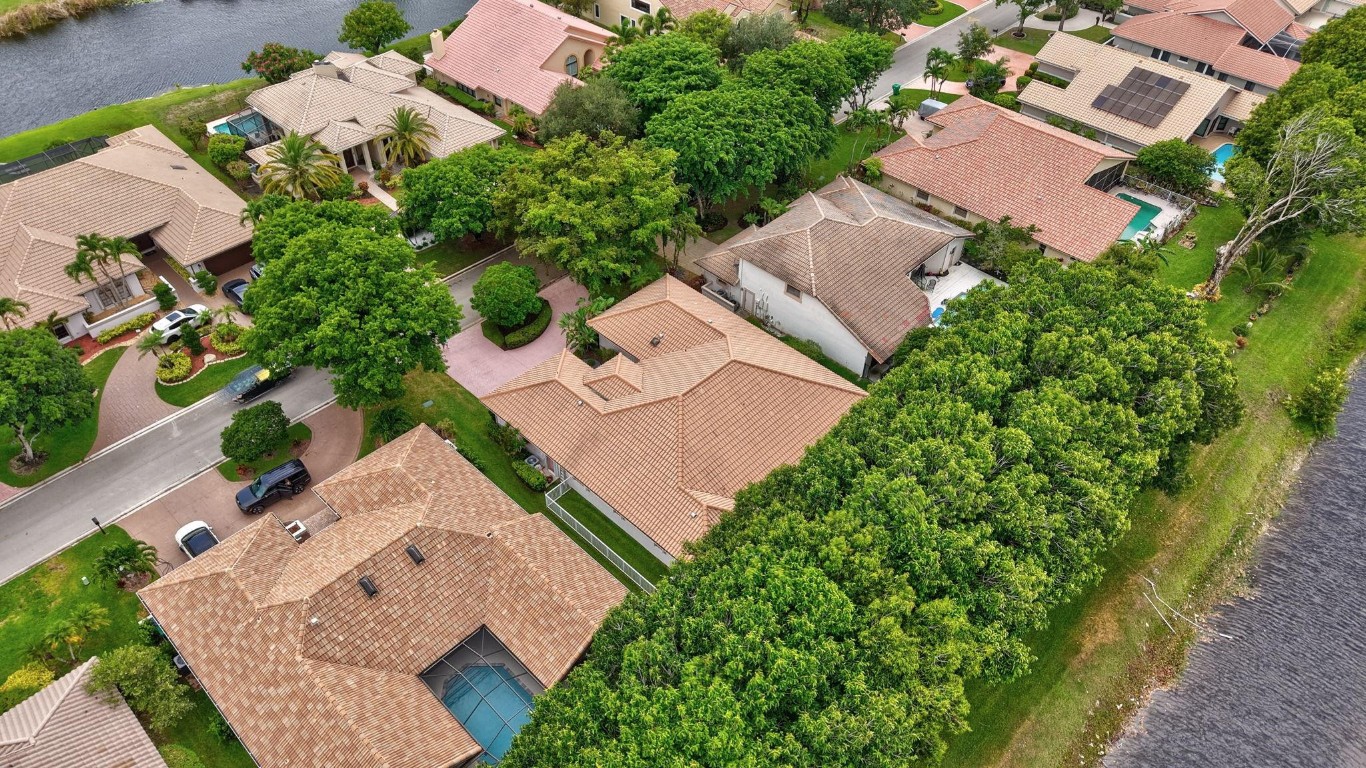 Eagle Point 127-12 B - Residential