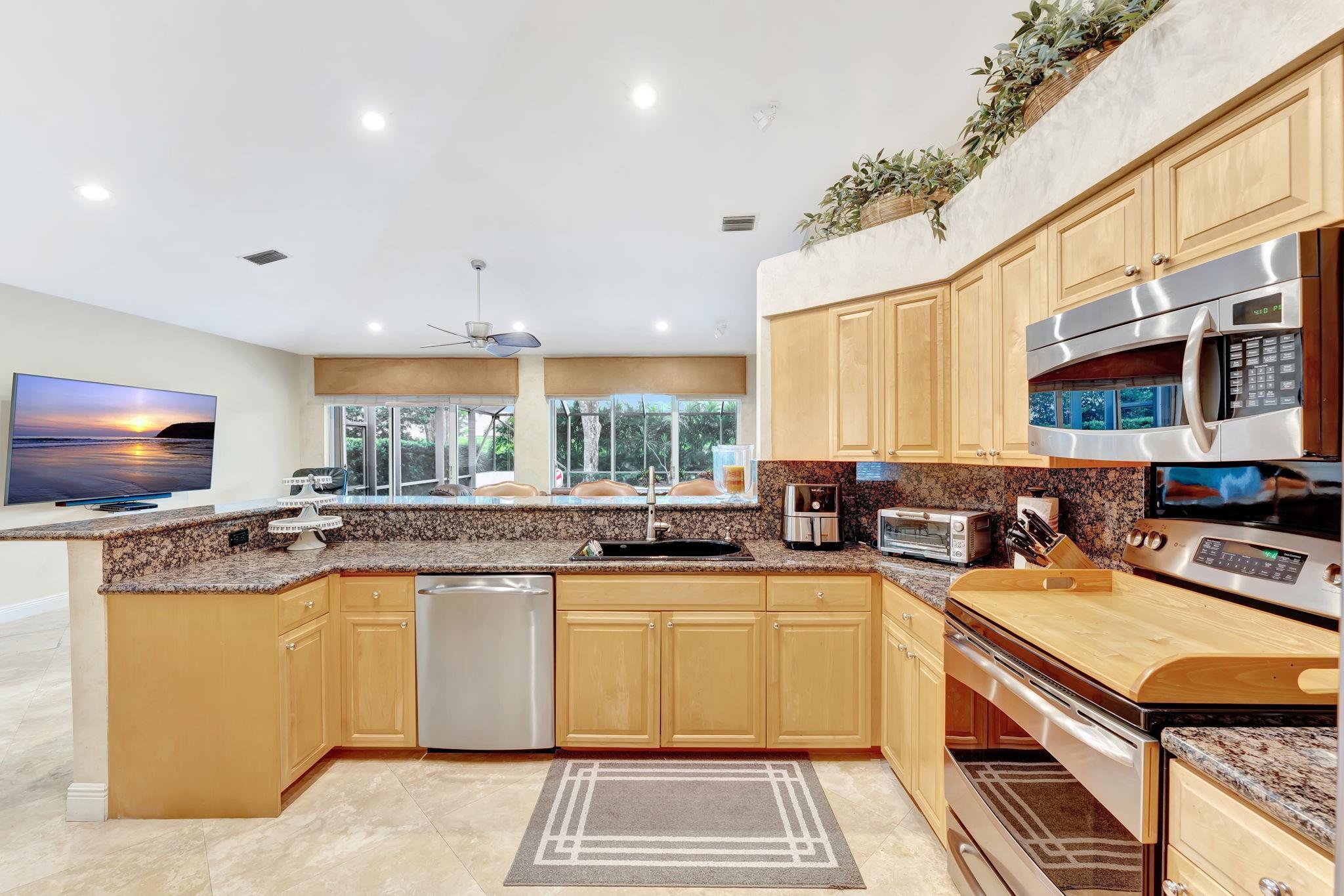 Eagle Point 127-12 B - Residential