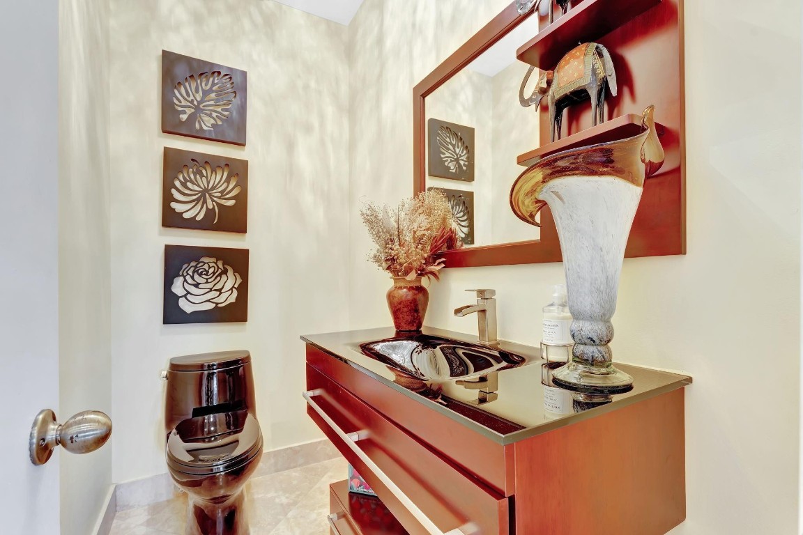 Eagle Point 127-12 B - Residential