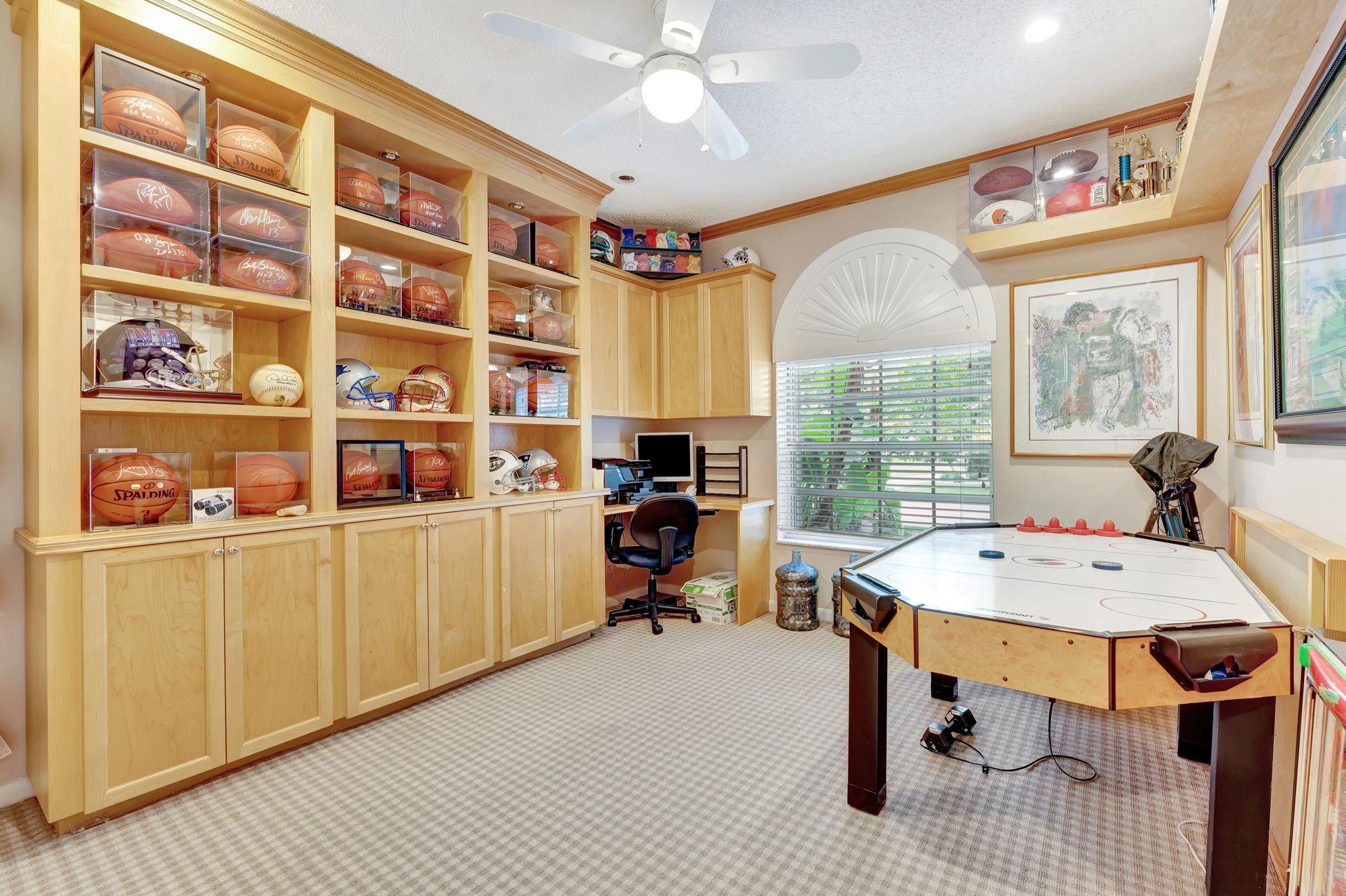 Eagle Point 127-12 B - Residential