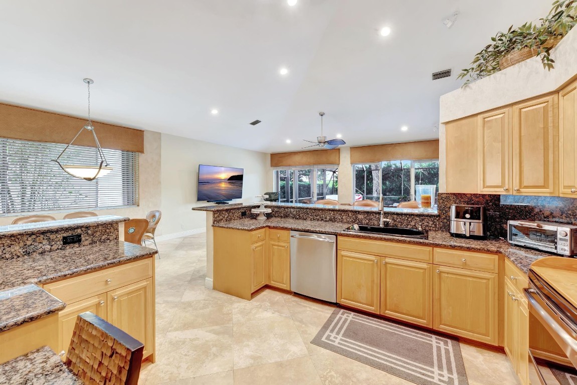 Eagle Point 127-12 B - Residential