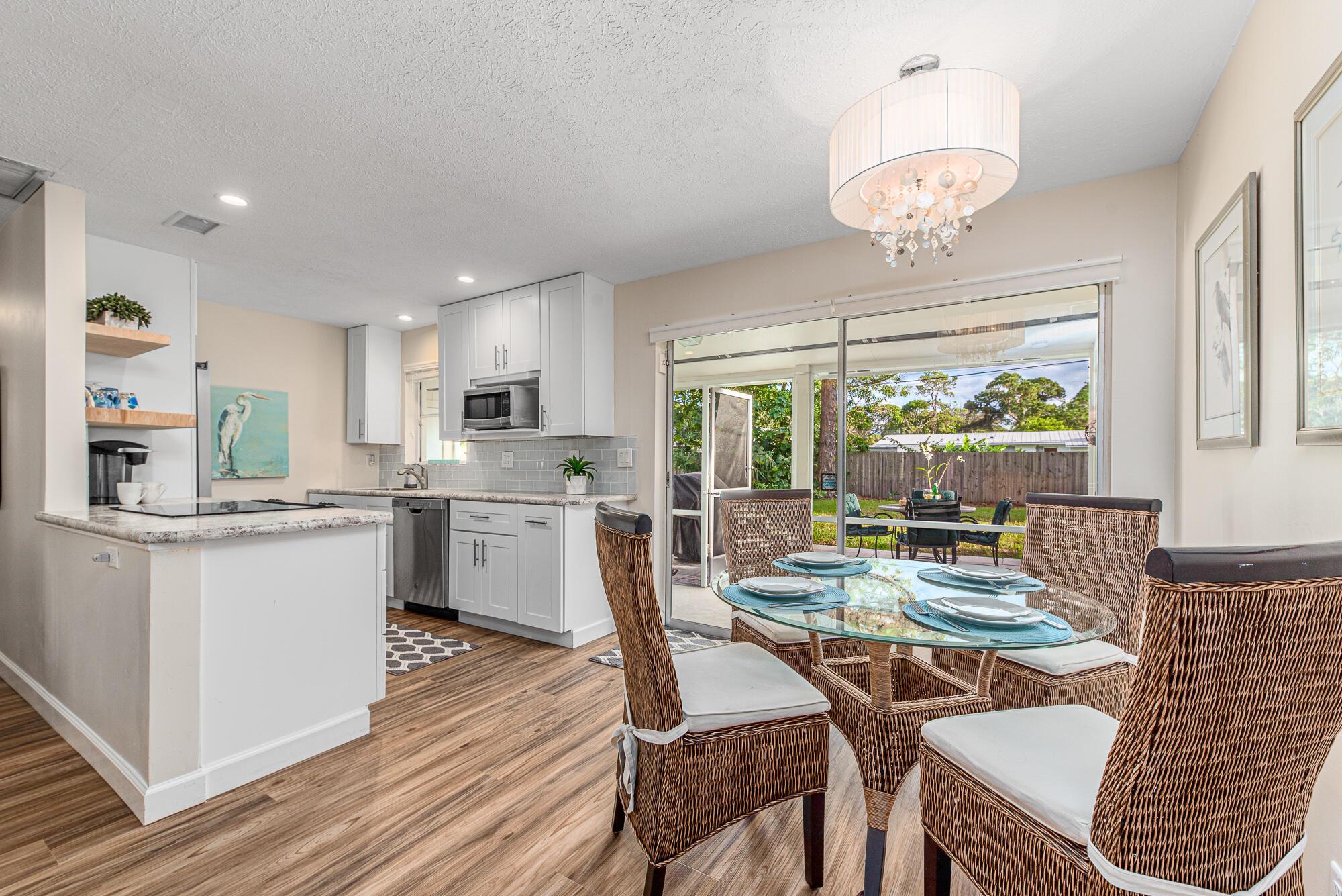 MURINS UNRECORDED - Residential Lease