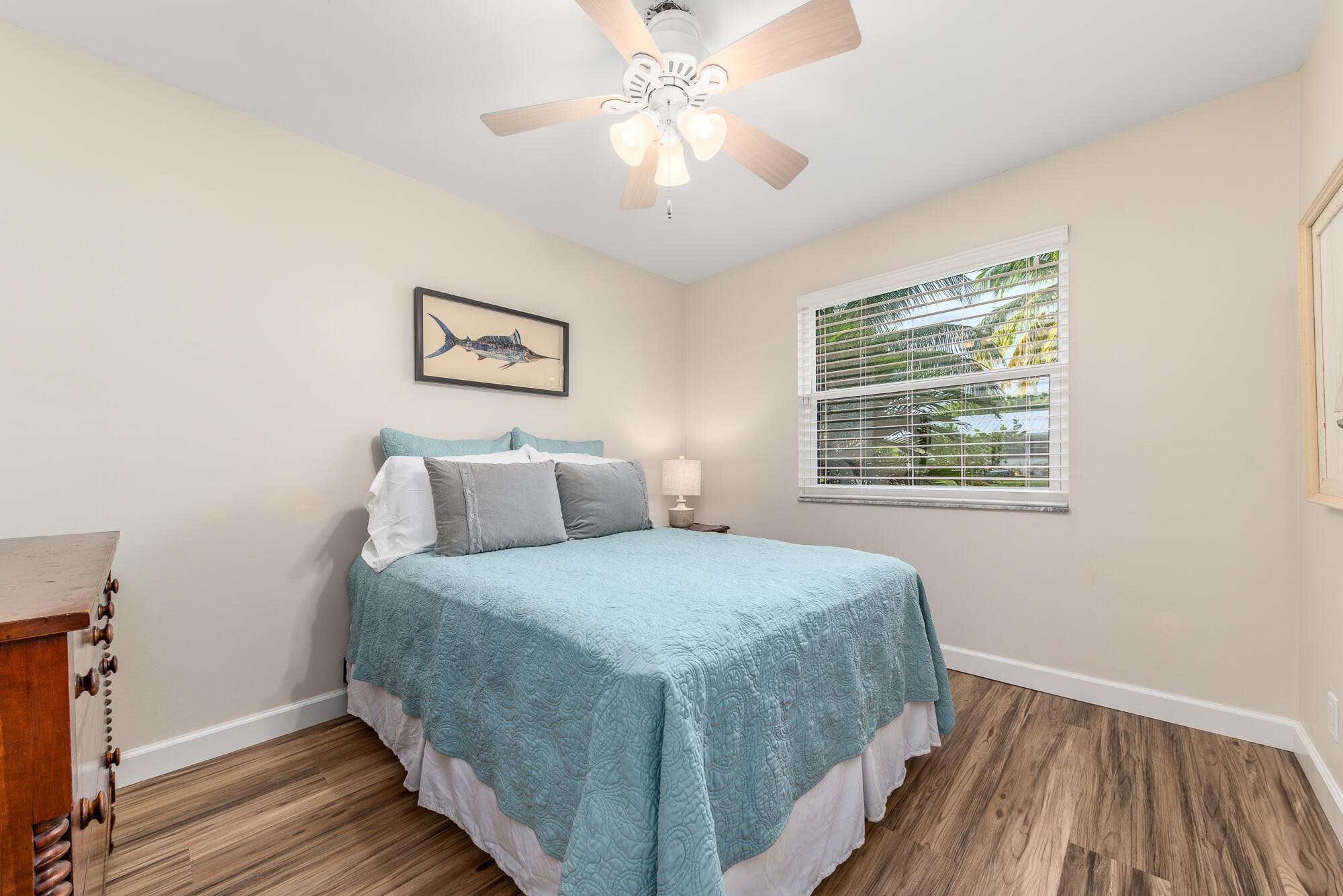 MURINS UNRECORDED - Residential Lease
