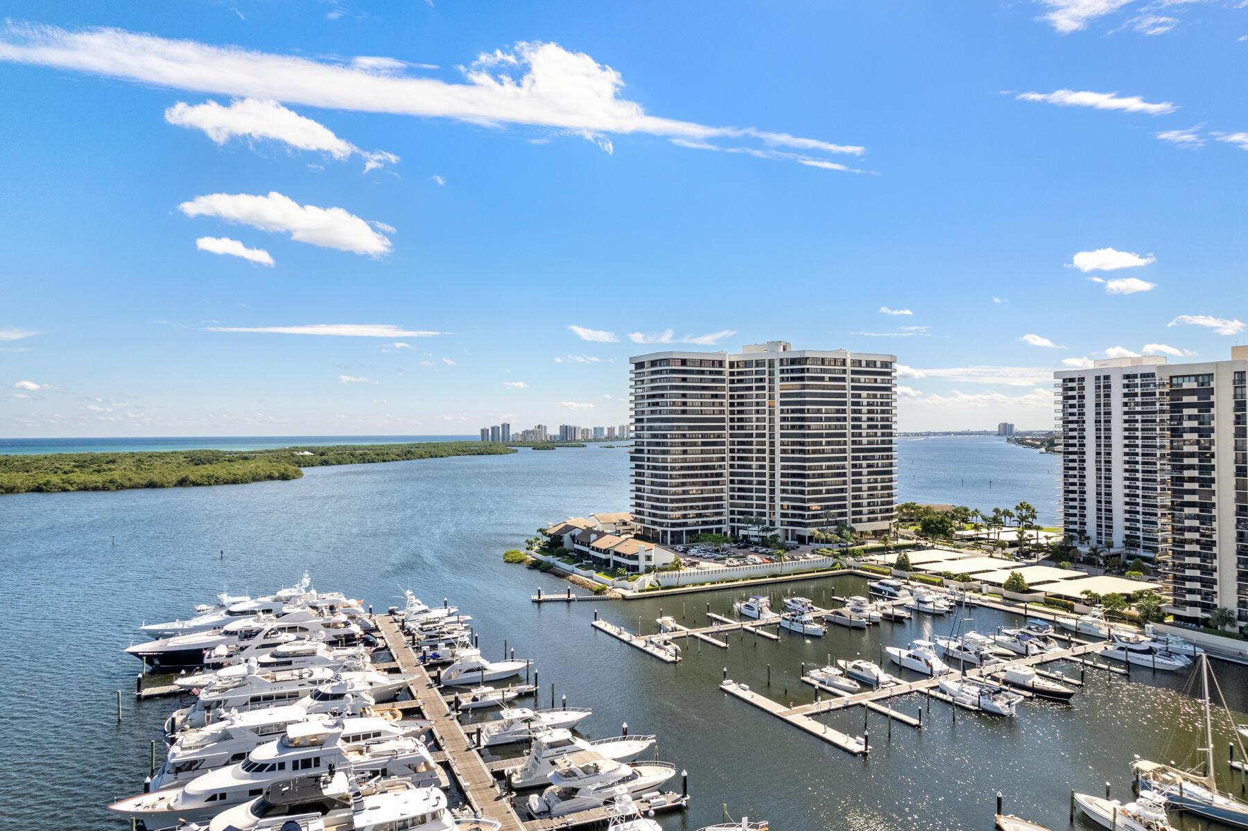 OLD PORT COVE LAKE POINT - Residential