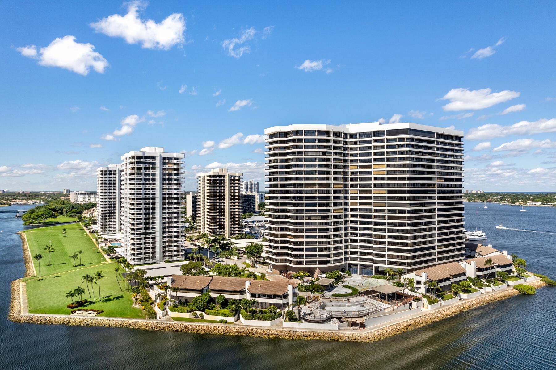 OLD PORT COVE LAKE POINT - Residential