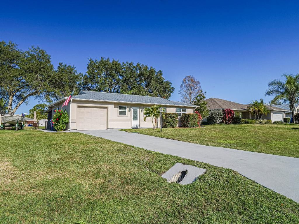 Photo of 255 Joy Haven Drive, Sebastian, FL 32958 (MLS # R11156803)