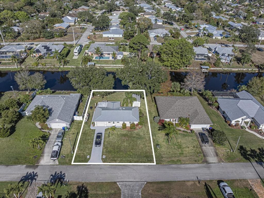 Photo of 255 Joy Haven Drive, Sebastian, FL 32958 (MLS # R11156803)
