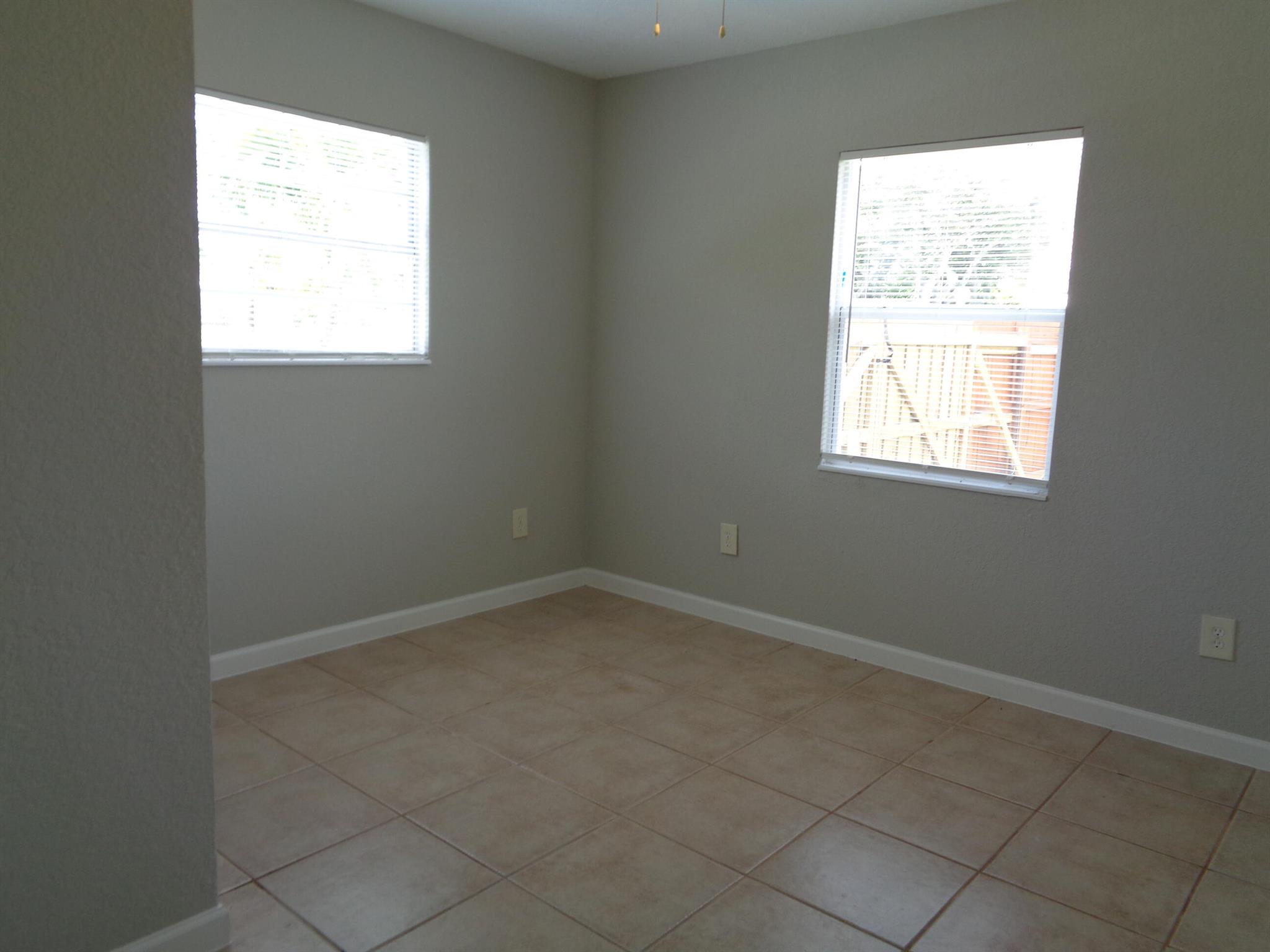 LAKEWOOD GARDENS PL 1 IN - Residential Lease